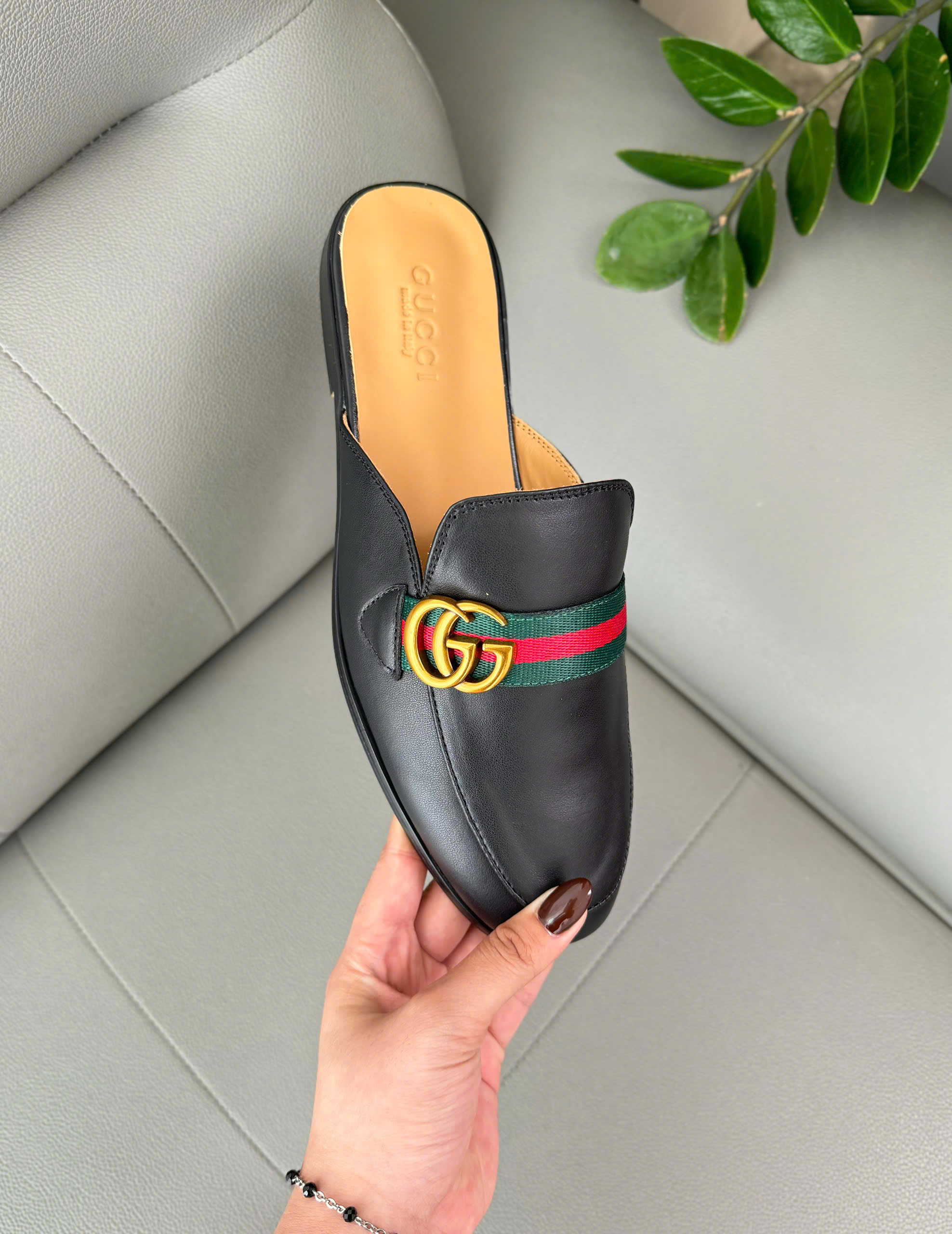 Giày sục Gucci GC Đen trơn tag sọc Xanh Đỏ logo GG Vàng Like Auth 38-43 DDT