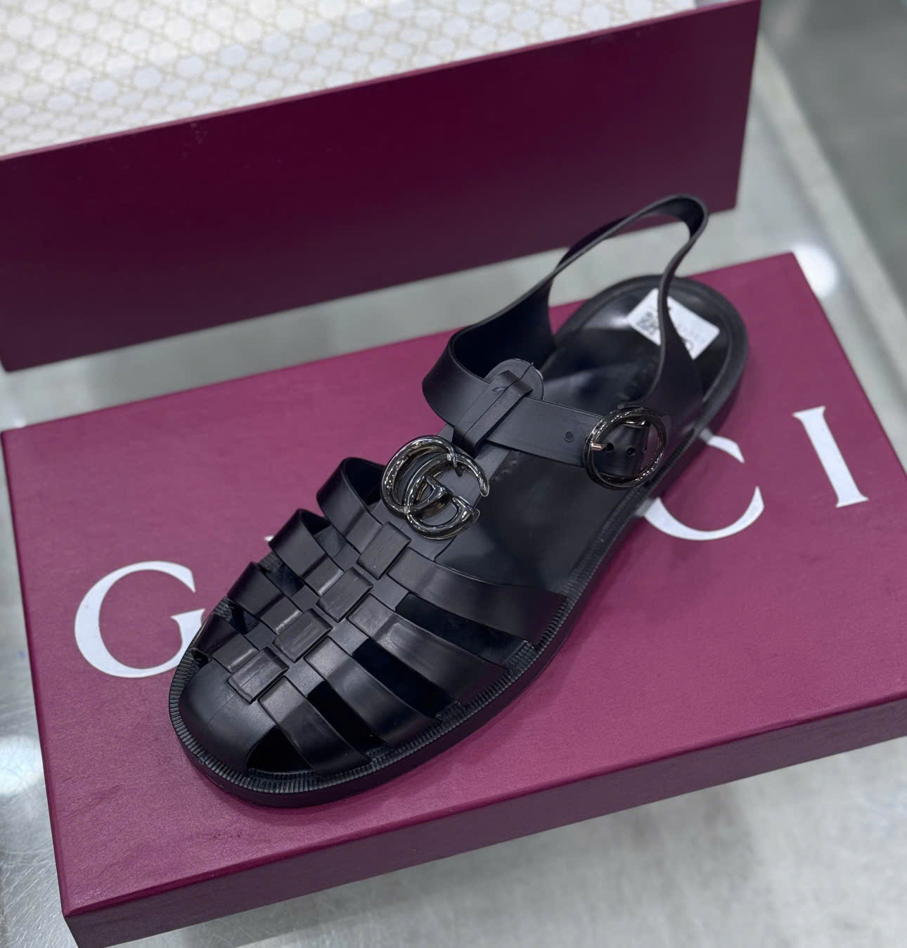 Dép rọ sandal Gucci Đen trơn logo GG Like Auth on web fullbox bill thẻ DDT