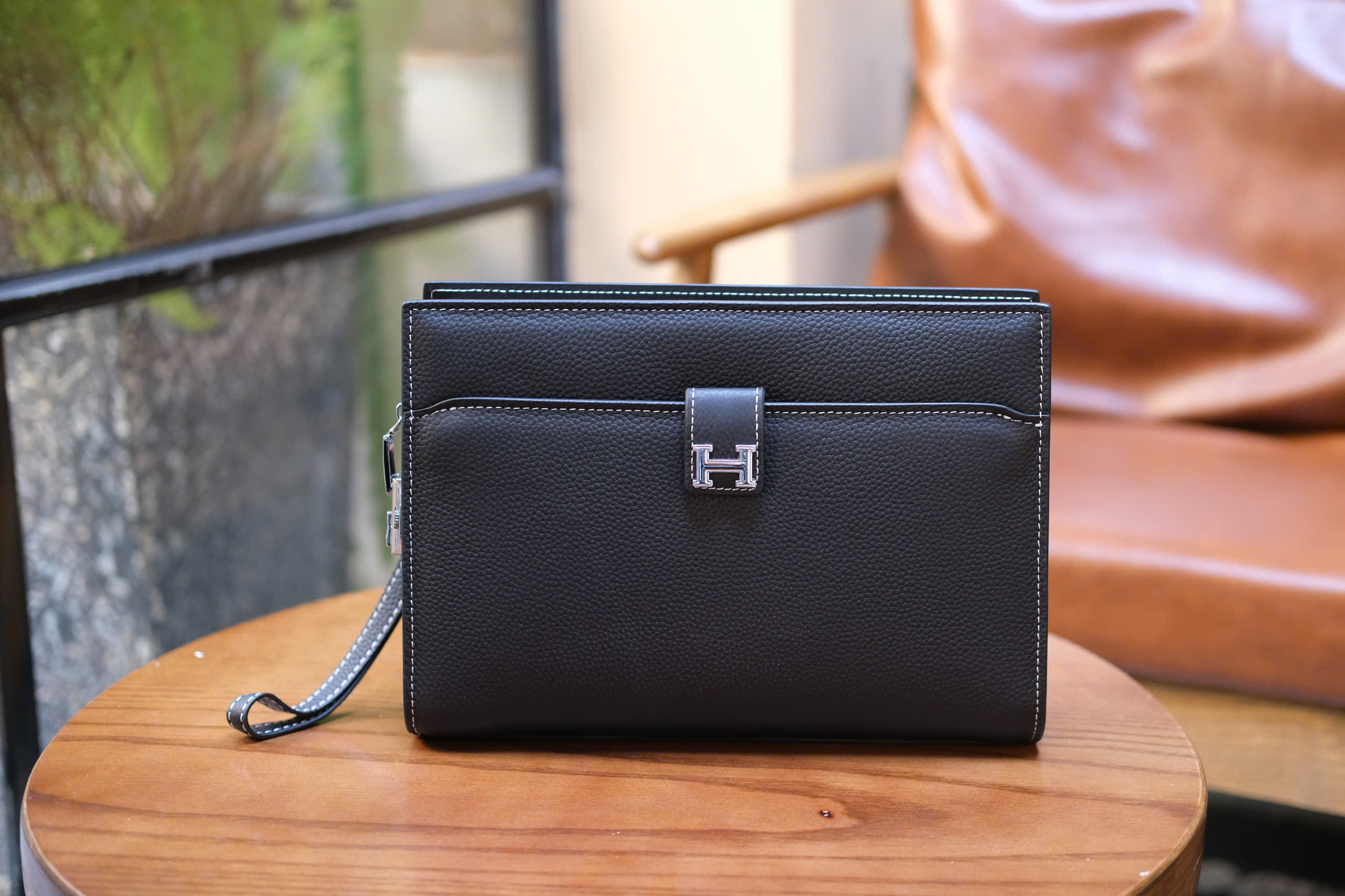 Túi Clutch cầm tay Hermes HM Đen trơn logo H size 28x18x5cm Like Auth Fullbox phụ kiện DDT