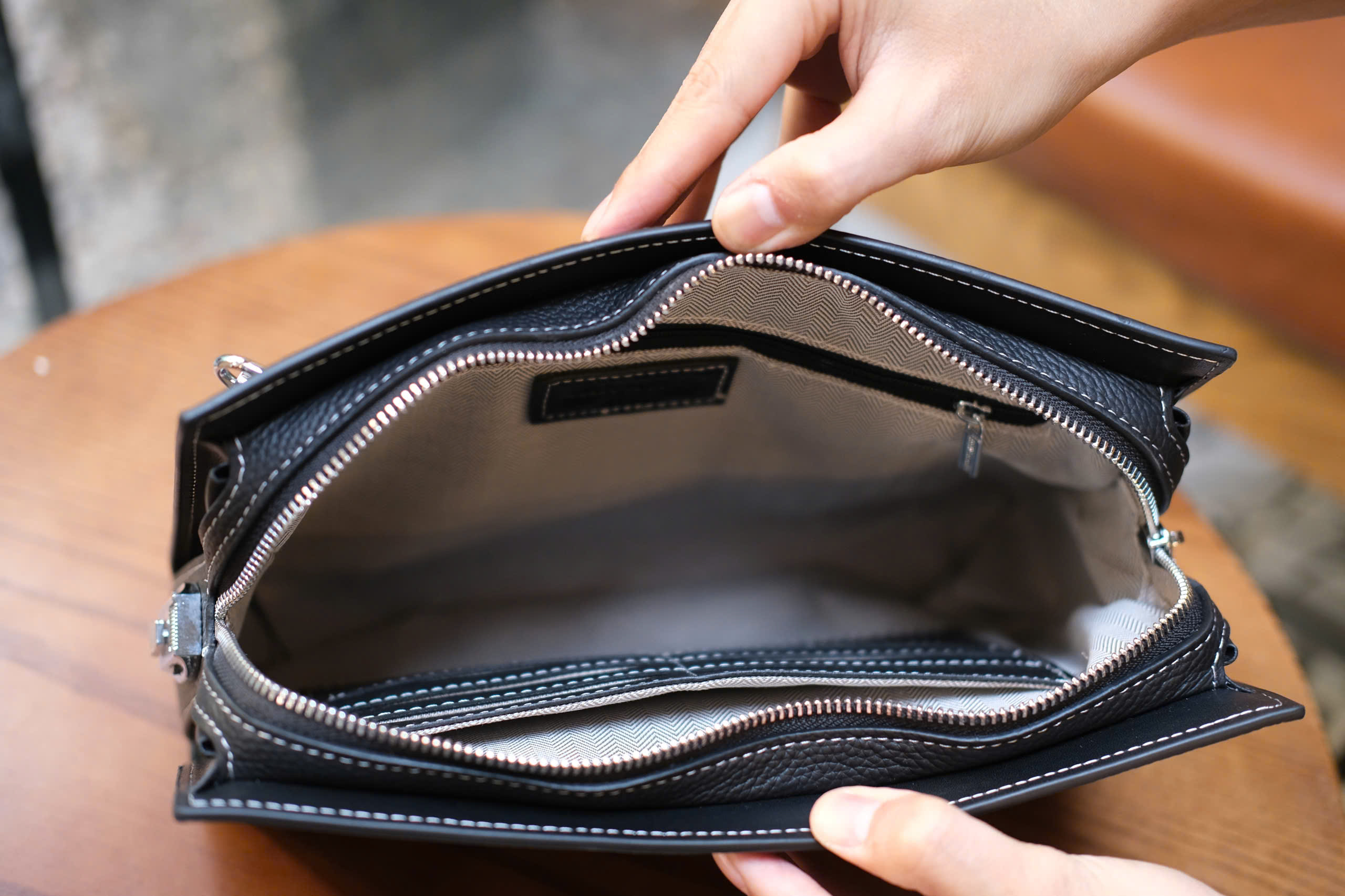 Túi Clutch cầm tay Hermes HM Đen trơn logo H size 28x18x5cm Like Auth Fullbox phụ kiện DDT