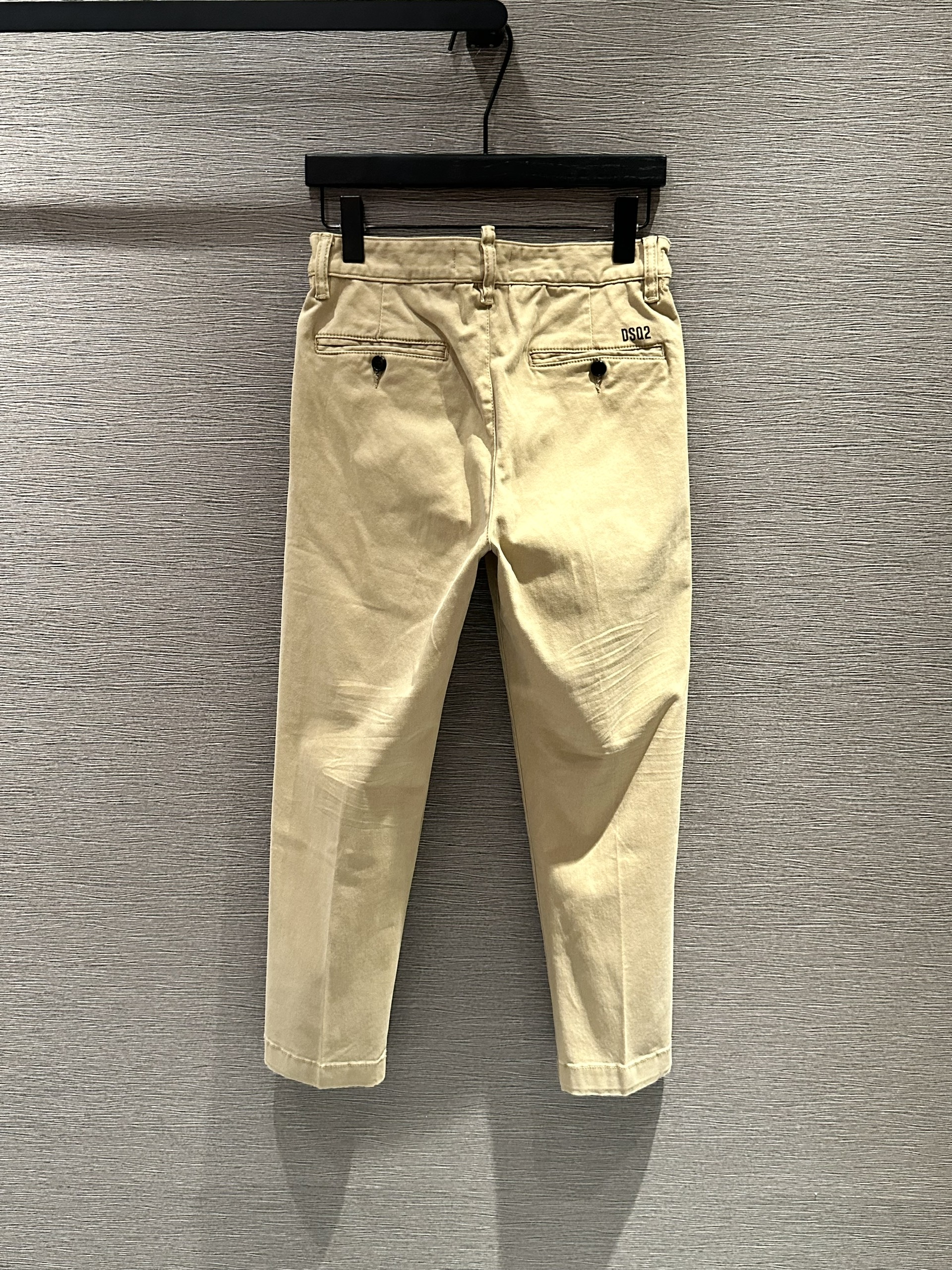 Quần dài kaki Dsquared DSQ2 trơn 4 khuy phối khóa zip lệch Like Auth 1-1 on web VTN