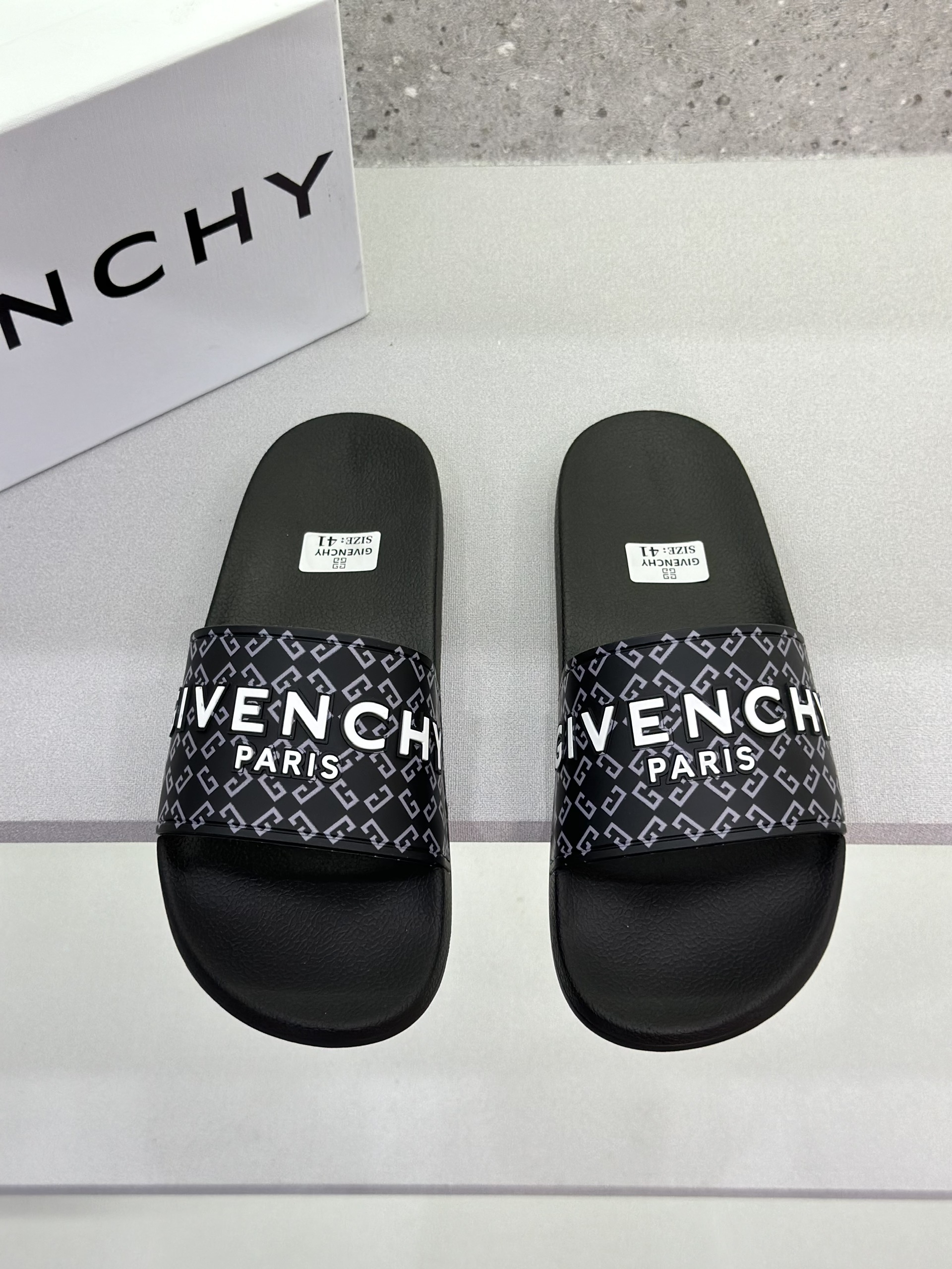 Dép lê quai ngang Givenchy GVC họa tiết G logo chữ Trắng nổi Like Auth on web fullbox bill thẻ VTN