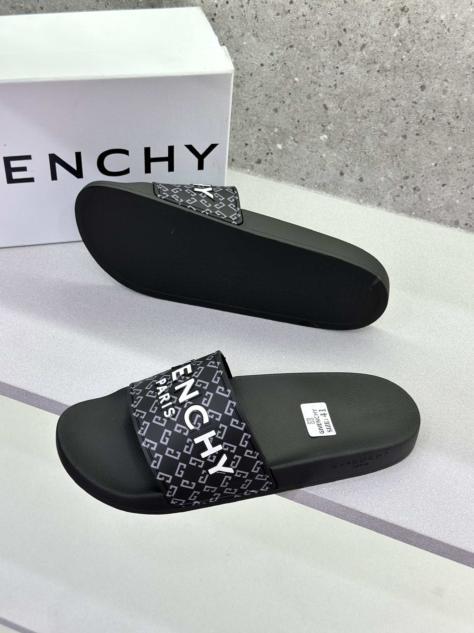 Dép lê quai ngang Givenchy GVC họa tiết G logo chữ Trắng nổi Like Auth on web fullbox bill thẻ VTN