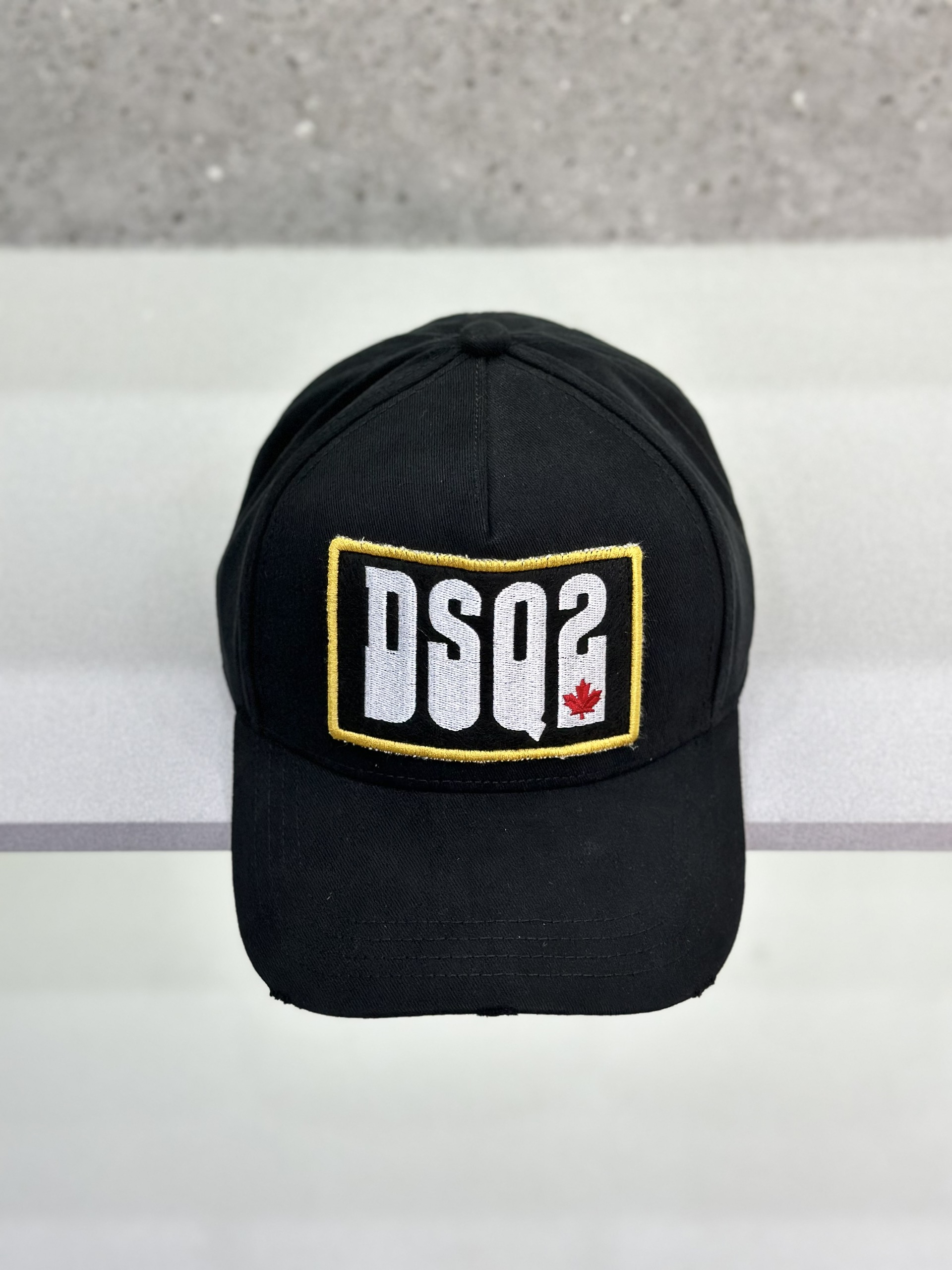 Mũ lưỡi trai, nón kết Dsquared2 DSQ2 các mẫu logo tag vuông thêu Like Auth fullbox VTN