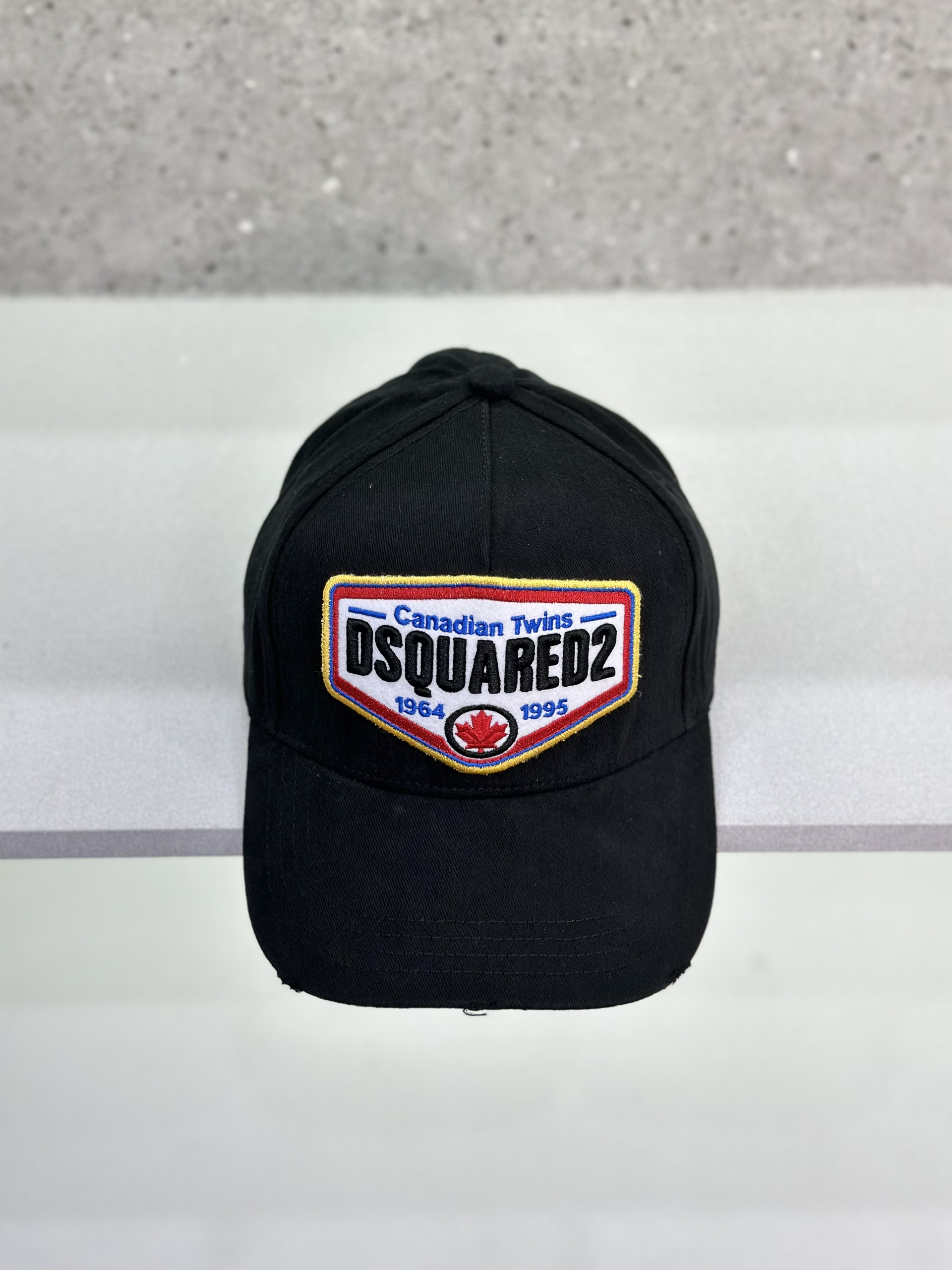 Mũ lưỡi trai, nón kết Dsquared2 DSQ2 các mẫu logo tag vuông thêu Like Auth fullbox VTN
