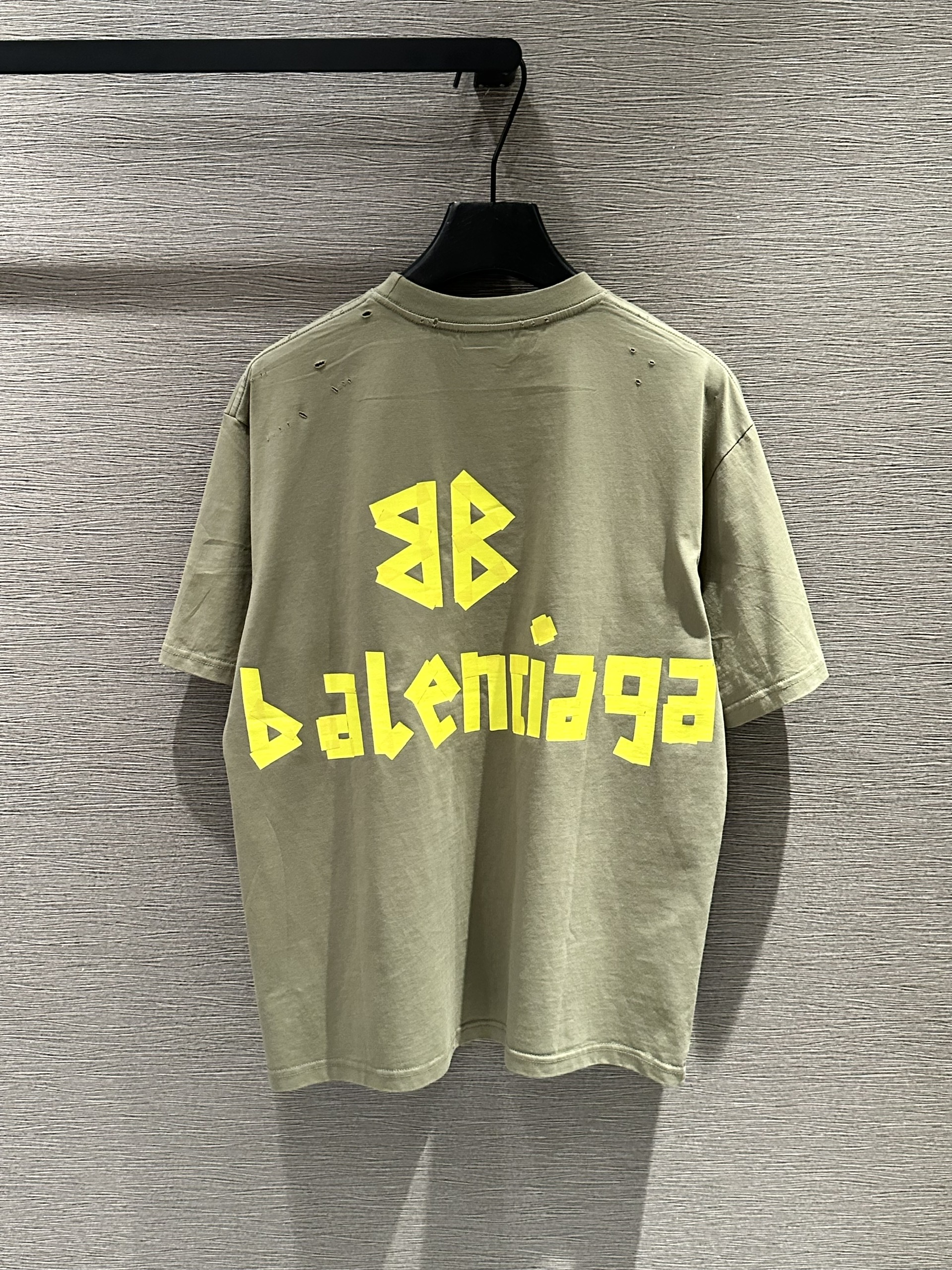 Áo phông T-shirt Balenciaga BB Xanh rách lỗ logo chữ Like Auth on web VTN