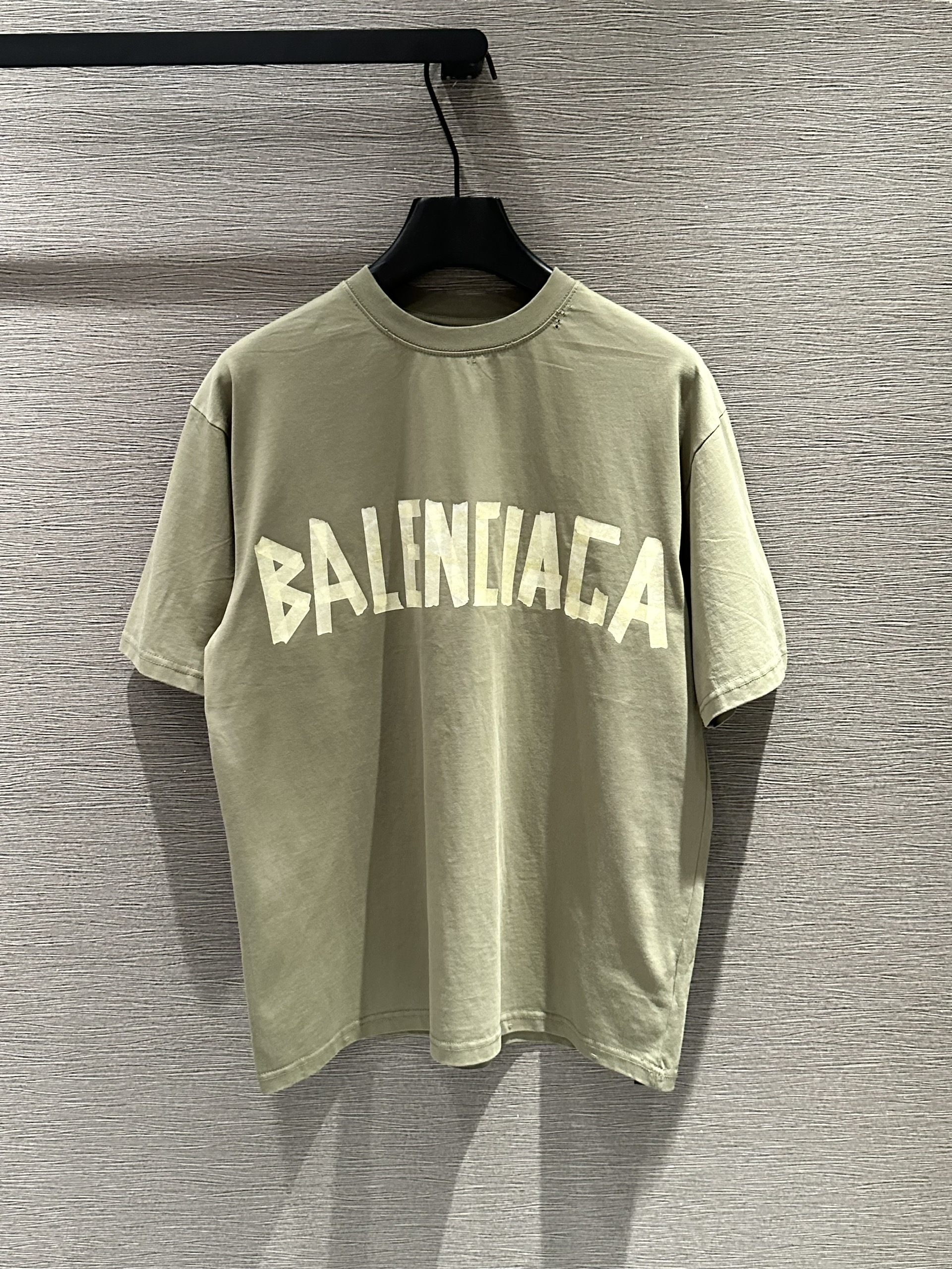 Áo phông T-shirt Balenciaga BB Xanh rách lỗ logo chữ Like Auth on web VTN