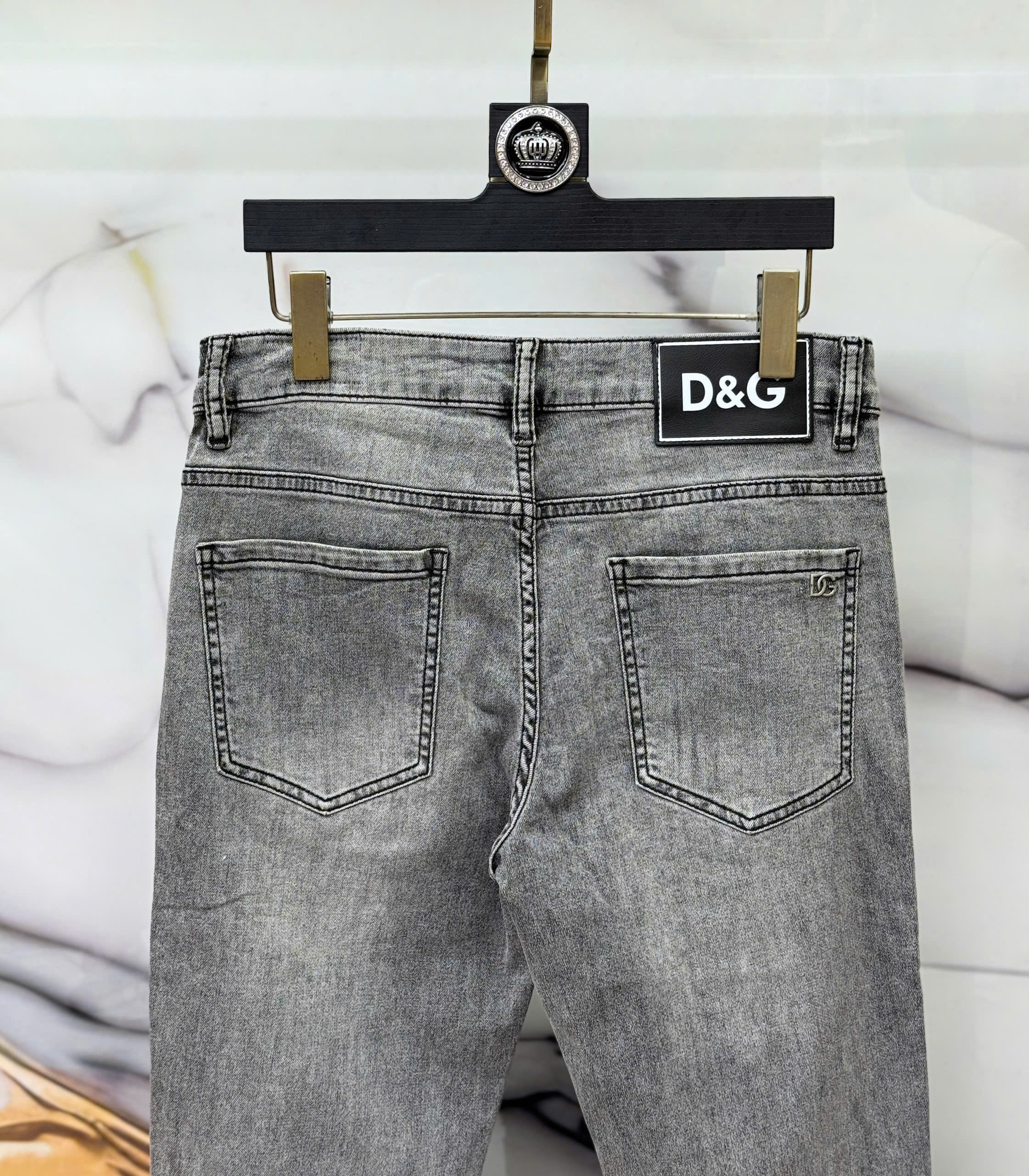 Quần Jean Dolce Gabbana DG Xám rách mài vá thêu Like Auth on web MK