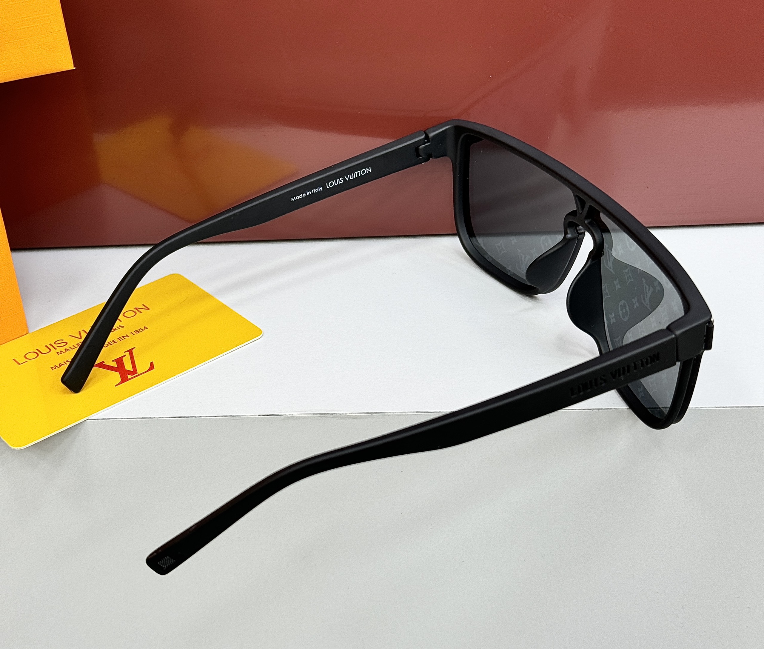 Kính mắt thời trang Louis Vuitton LV Bạc họa tiết hoa vân logo LV Like Auth on web fulbox CD