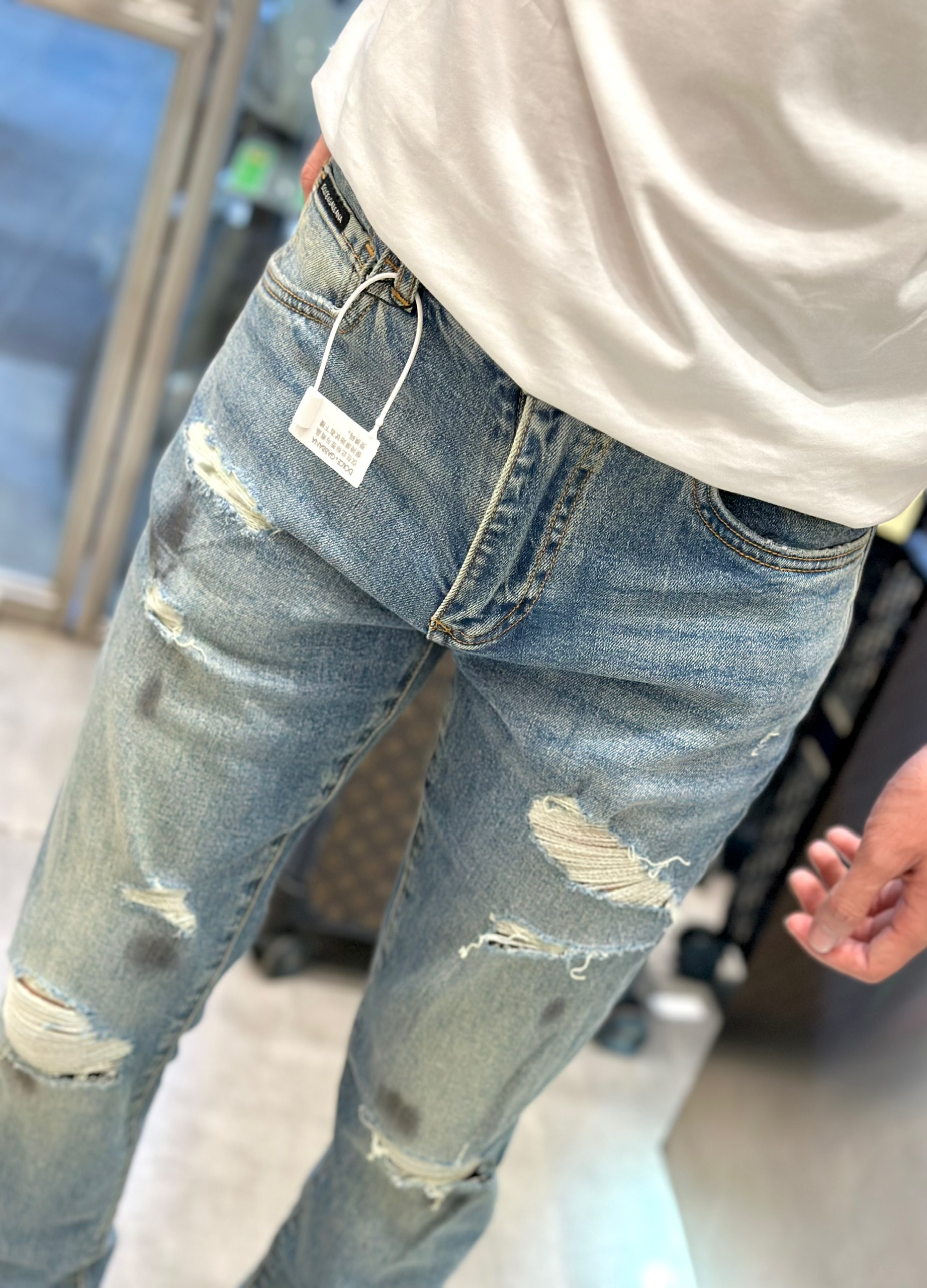 Quần Jean Dolce Gabbana DG Xanh bạc rách mài logo tag vuông túi sau Like Auth on web VTN