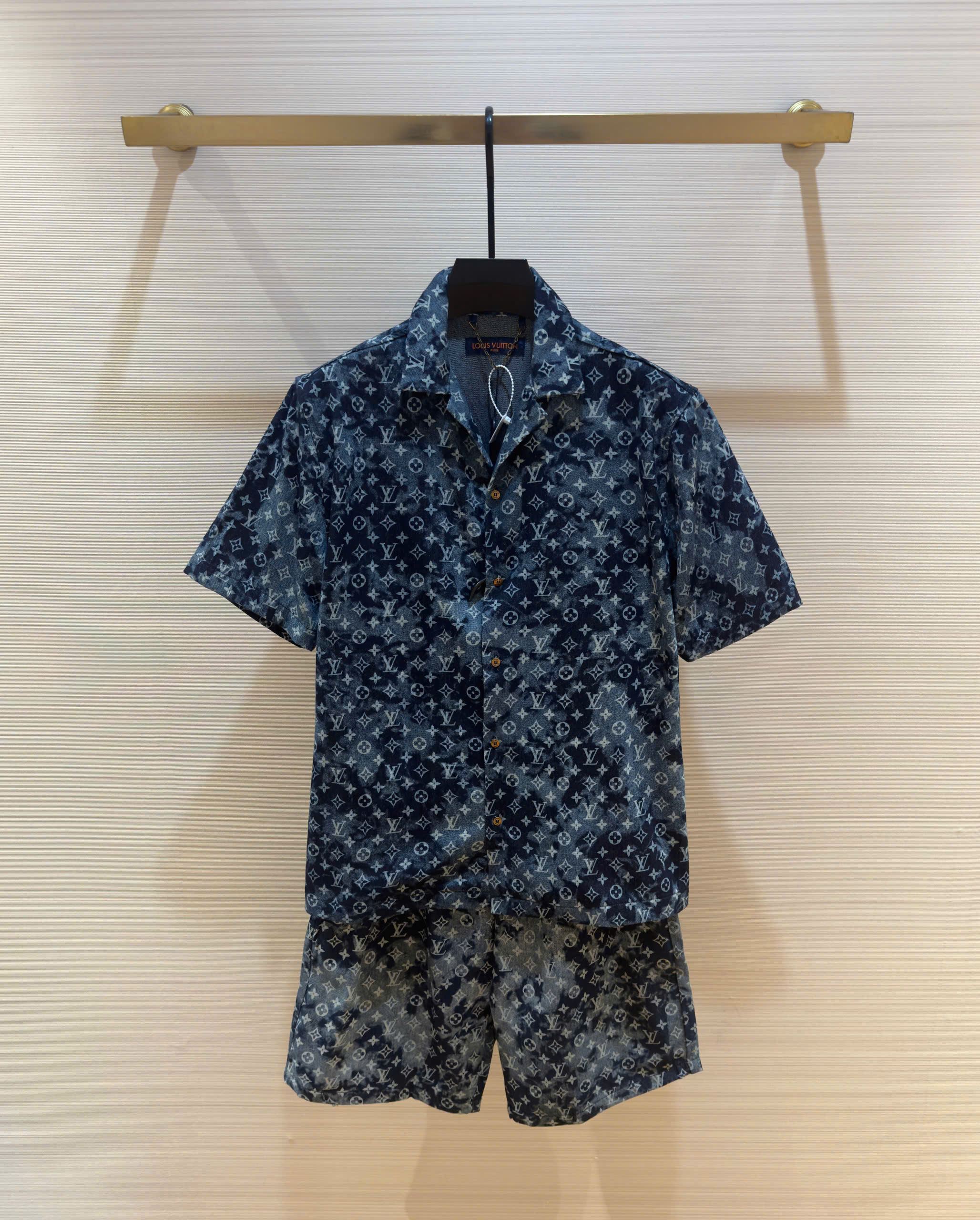 Bộ, Set hè Jean Louis Vuitton Xanh than loang họa tiết hoa vân logo LV full Like Auth on web DDT