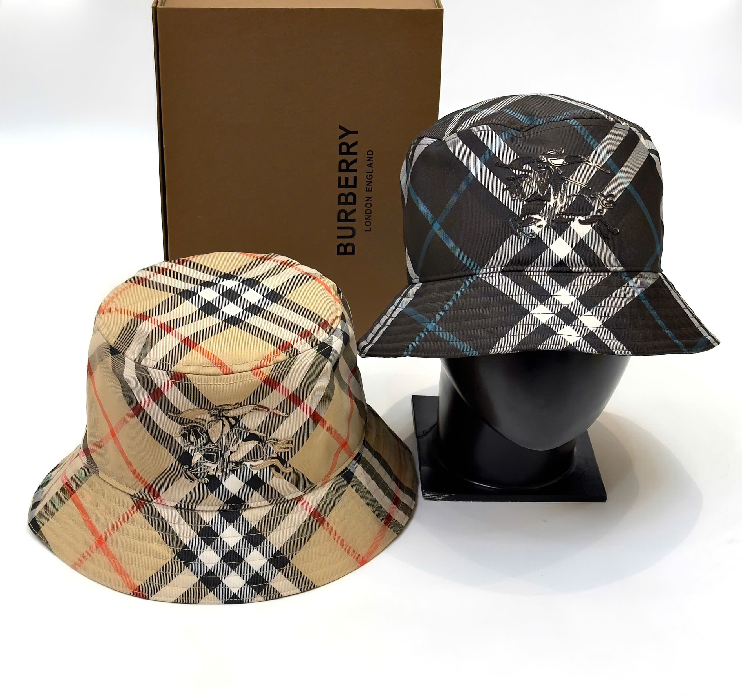 Mũ nồi, tai bèo Burberry BBR kẻ sọc logo ngựa thêu Like Auth fullbox DDT