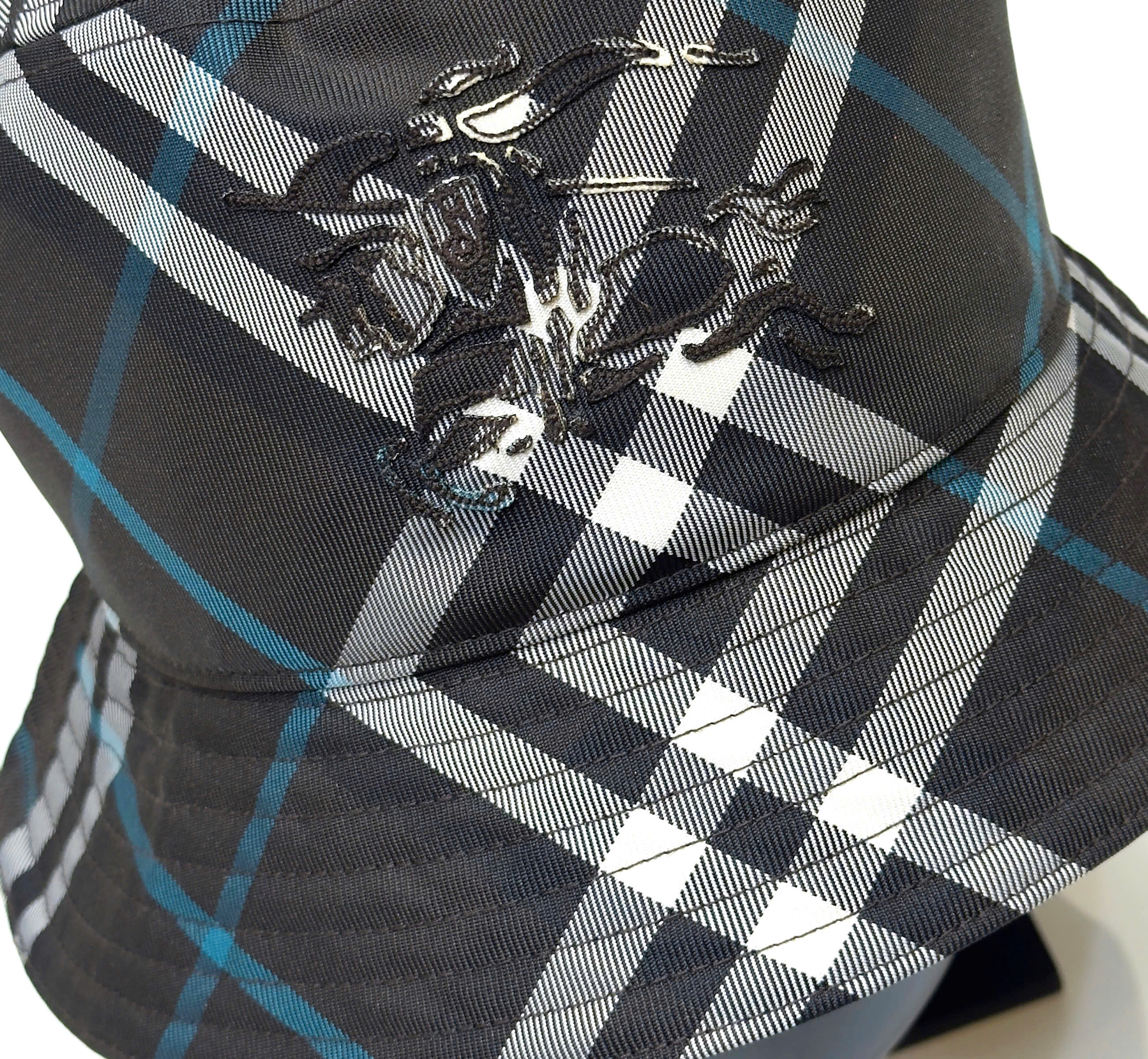 Mũ nồi, tai bèo Burberry BBR kẻ sọc logo ngựa thêu Like Auth fullbox DDT