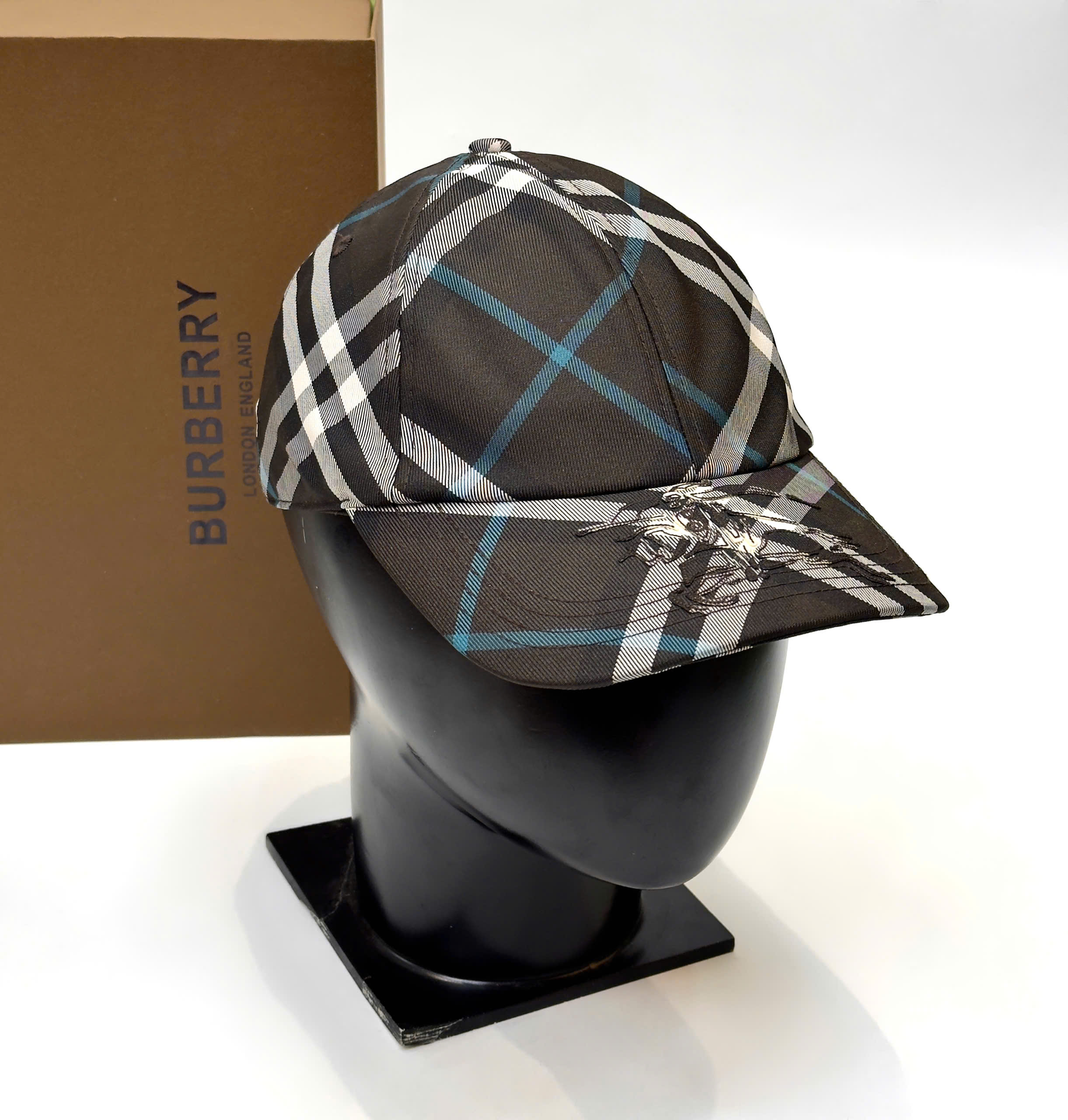 Mũ lưỡi trai, nón kết Burberry BBR kẻ sọc logo ngựa thêu Like Auth fullbox DDT