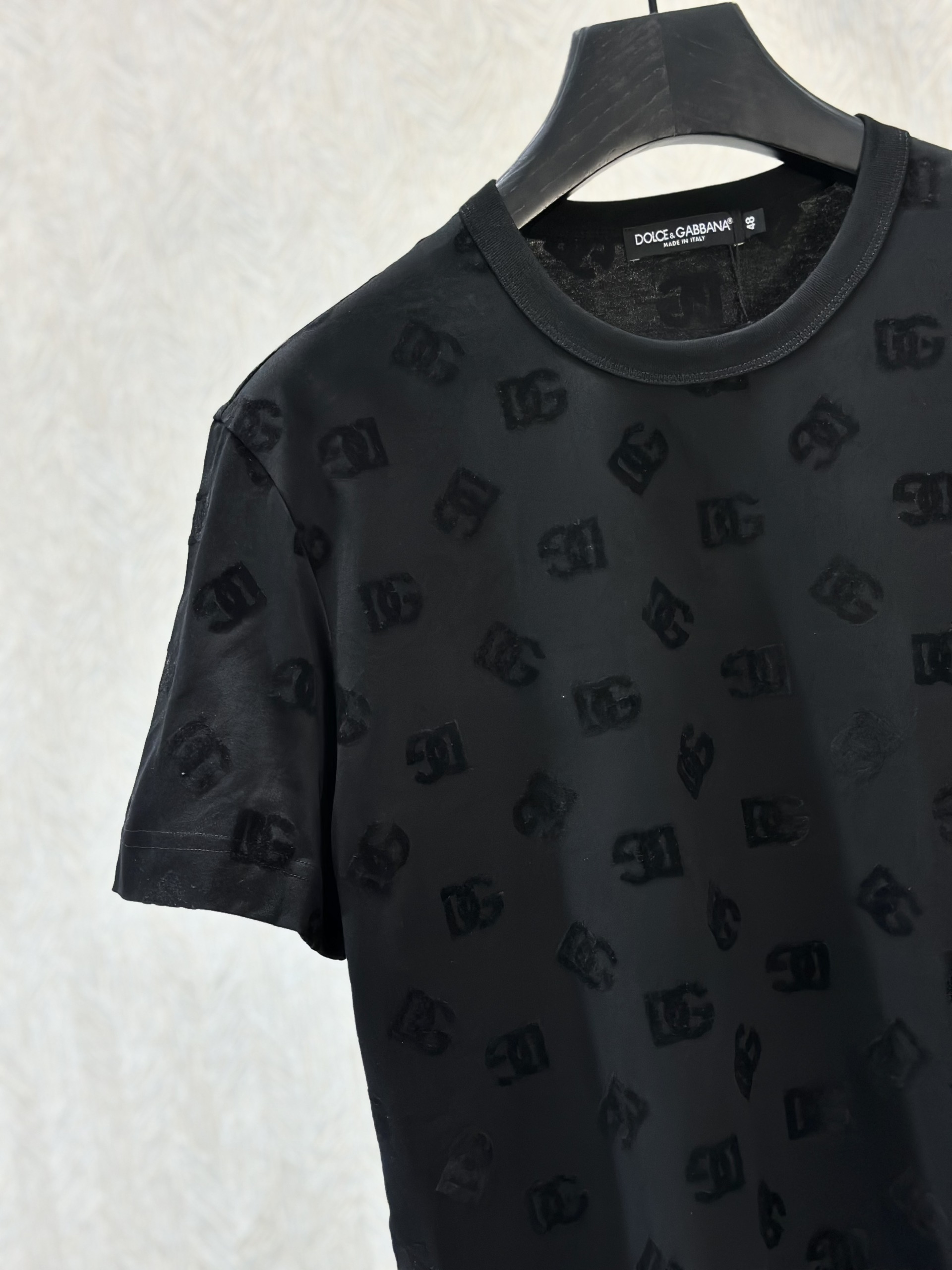 Áo phông T-shirt Dolce Gabbana DG Đen họa tiết logo DG full Like Auth on web VTN