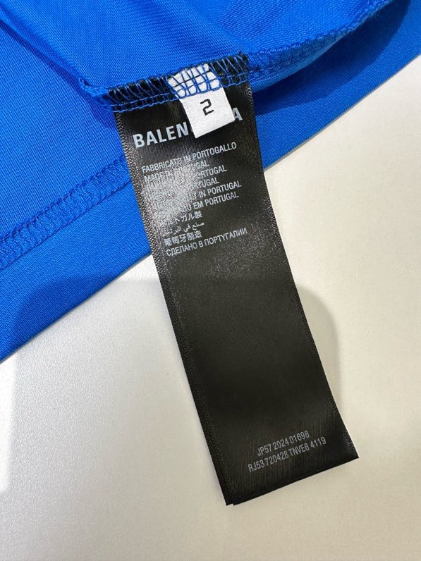 Áo phông T-shirt Balenciaga B Xanh Dương logo chữ 01 Trắng viền Xám Like Auth on web VTN