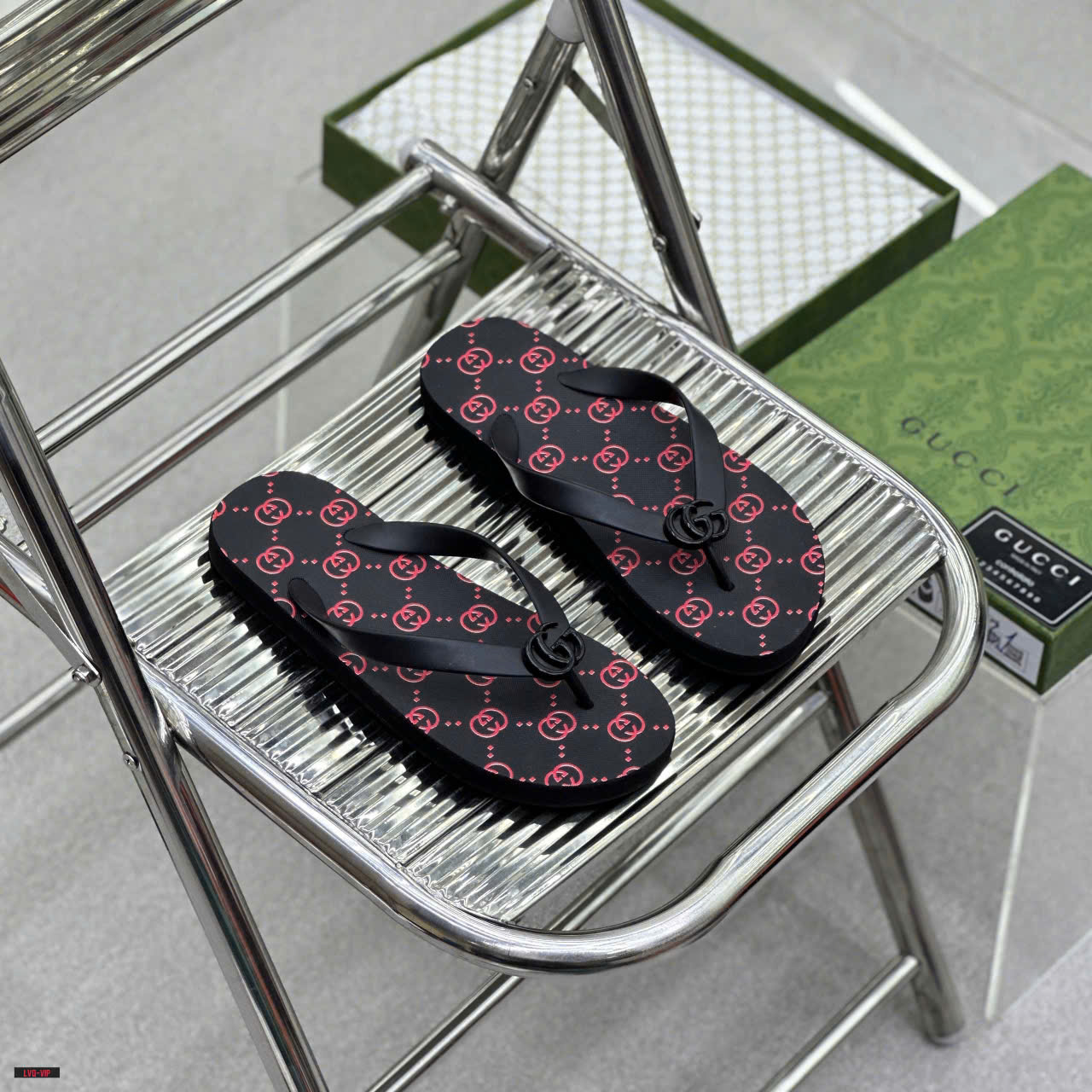 Dép tông, xỏ ngón Gucci GC Đen logo GG họa tiết monogram Đỏ Like Auth on web fullbox bill thẻ LVQ