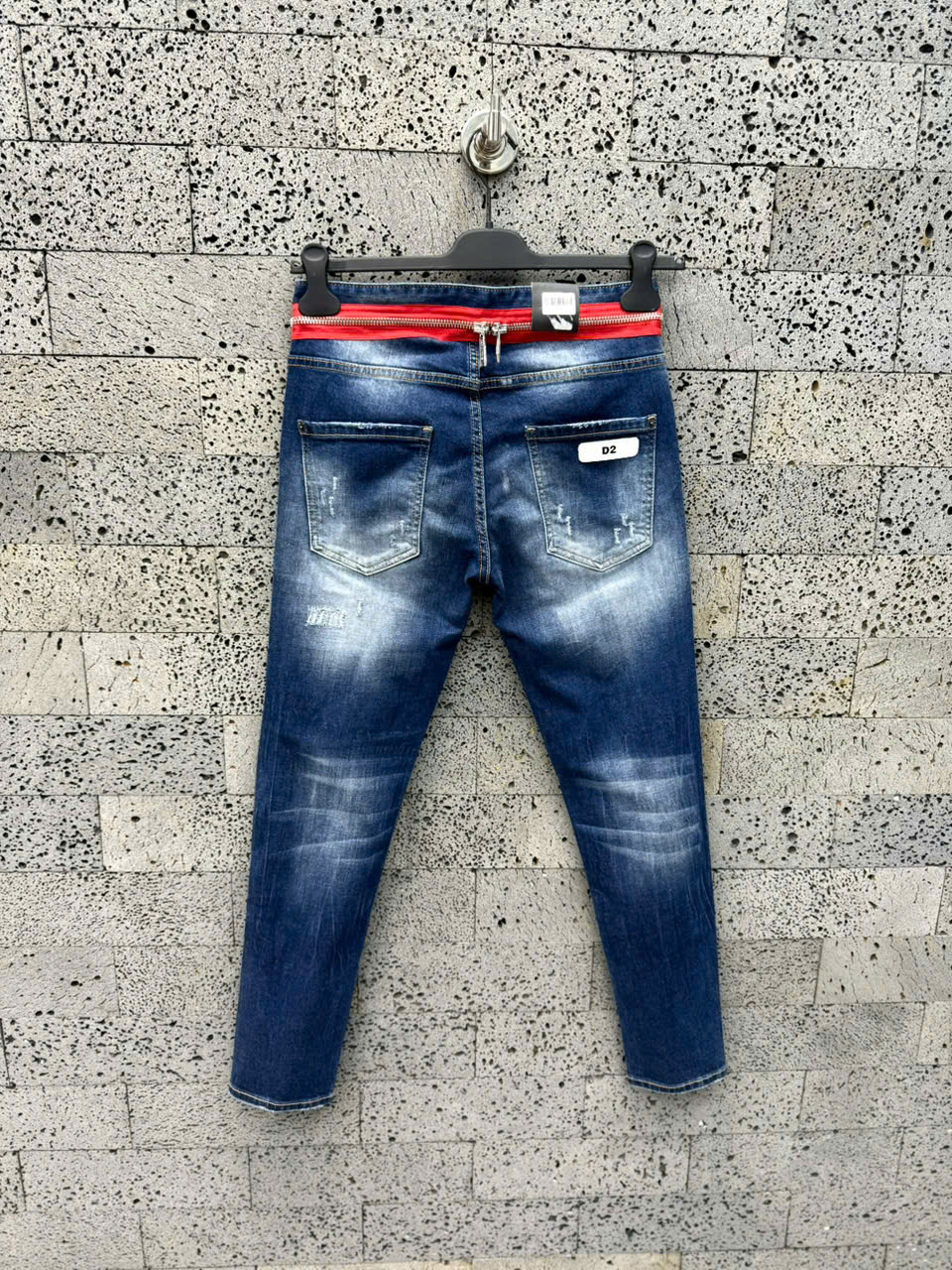 Quần Jean Dsquared2 DSQ2 Xanh bạc loang rách mài phối khóa zip đỏ cạp Like Auth NV