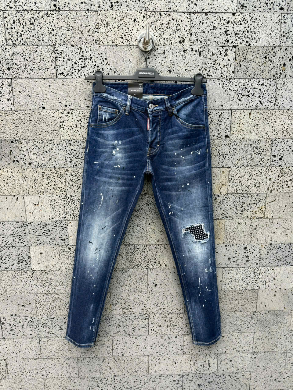 Quần Jean Dsquared2 DSQ2 Xanh bạc loang vẩy sơn rách vá đính đá Like Auth NV