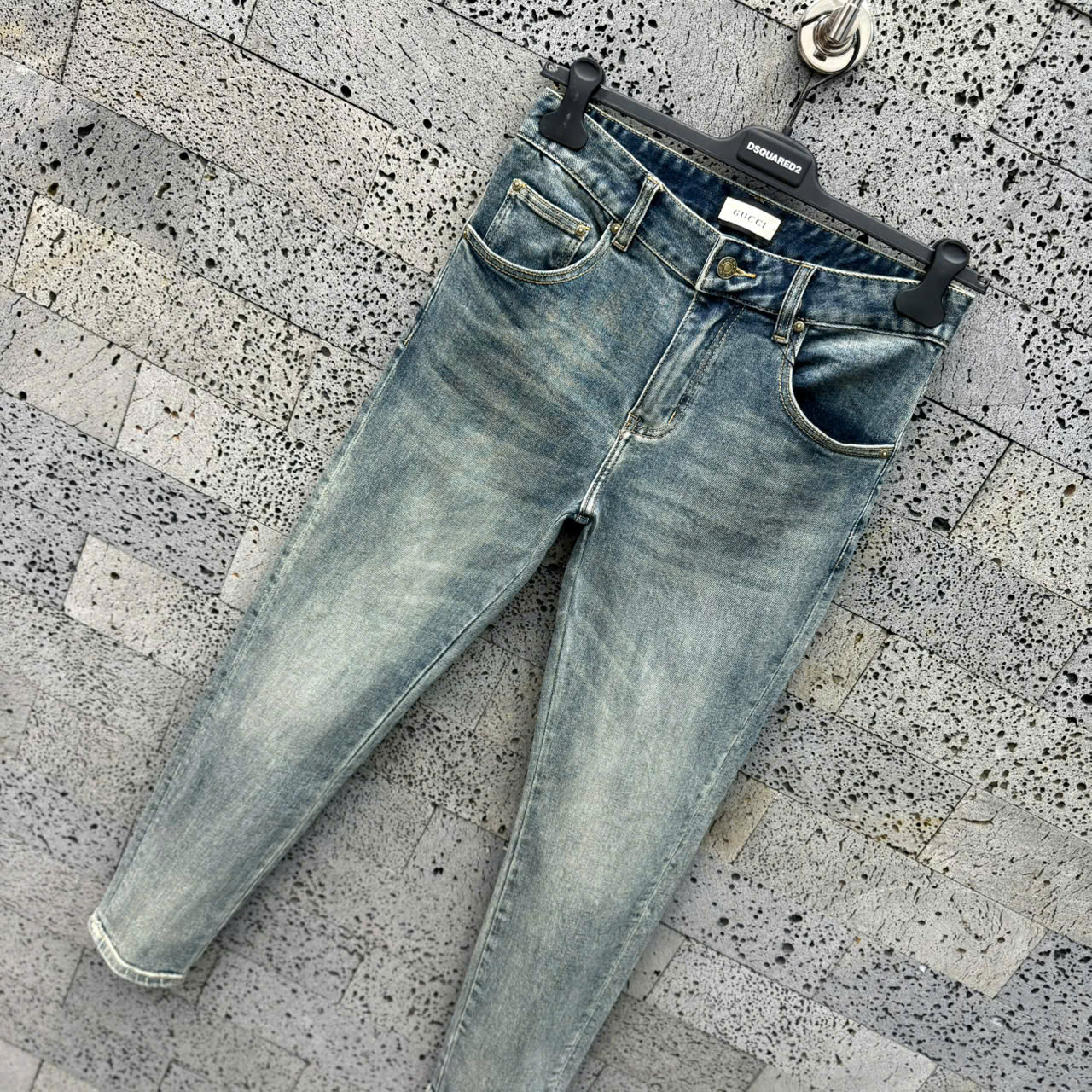 Quần Jean Gucci GC Xanh bạc loang logo chữ cạp mông Like Auth NV