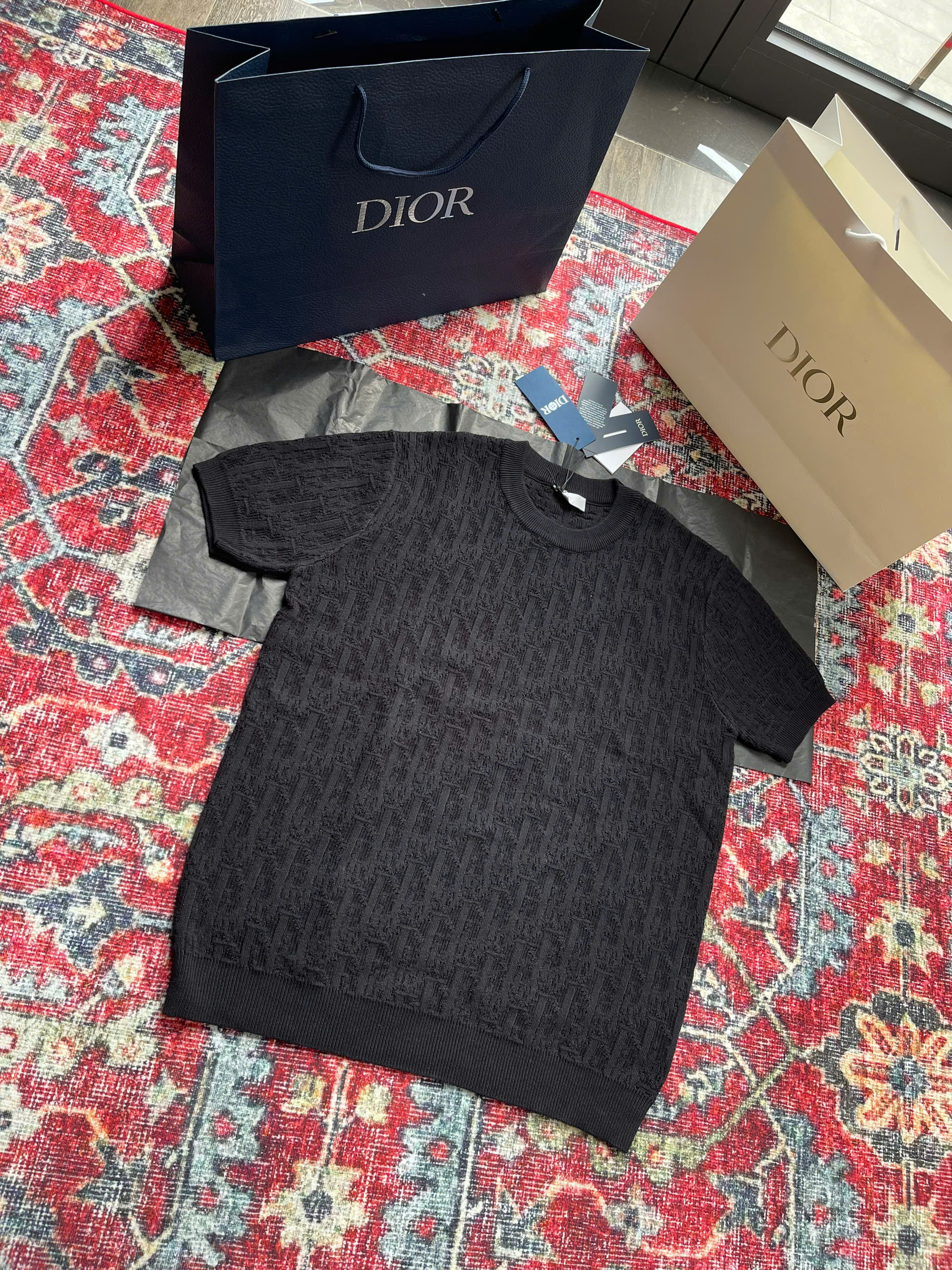 Áo phông T-shirt len Dior CD Đen họa tiết logo chữ full Like Auth on web NV