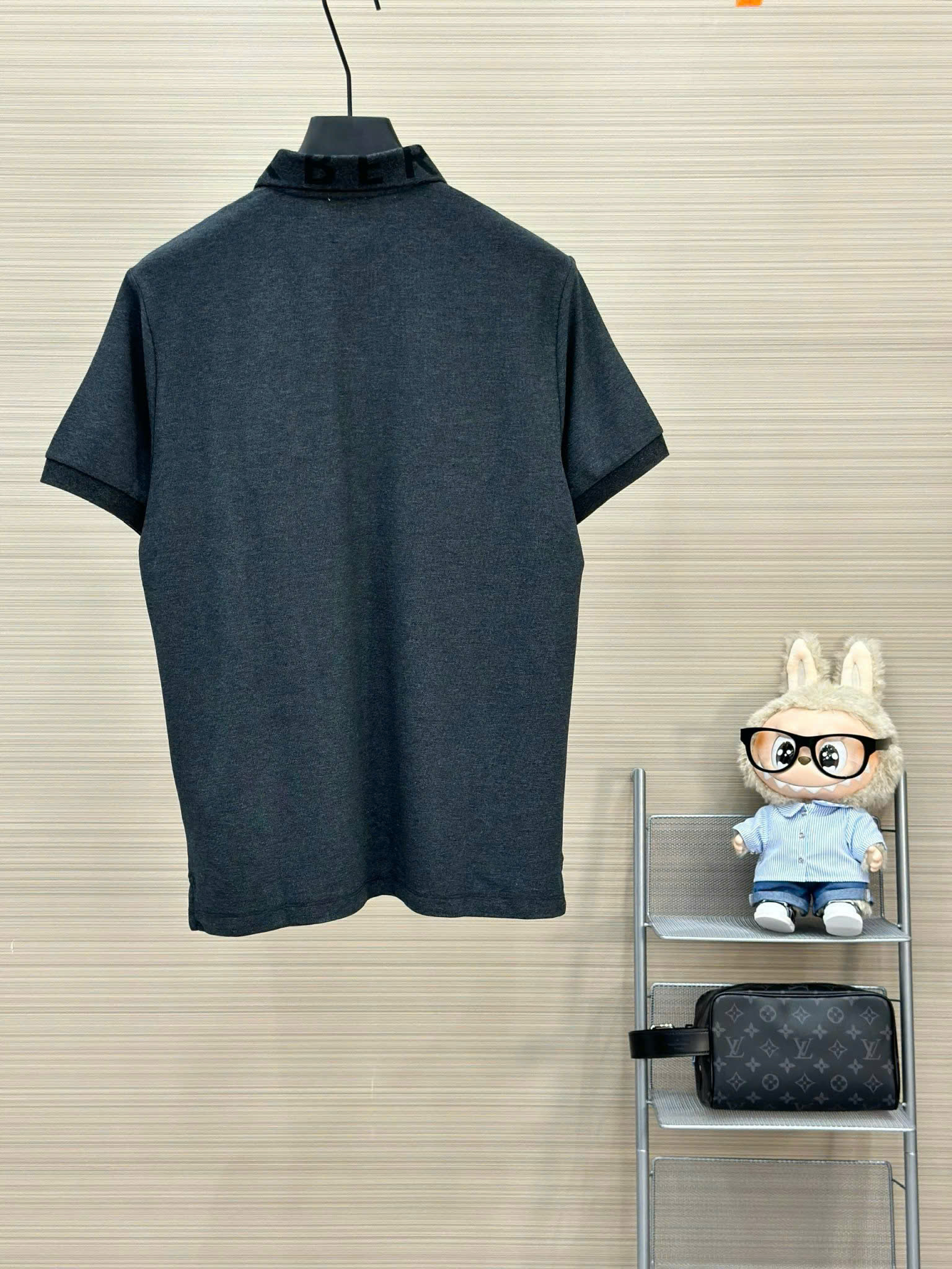 Áo polo Burberry BBR Xám logo chữ cổ Like Auth 1-1 on web VTN