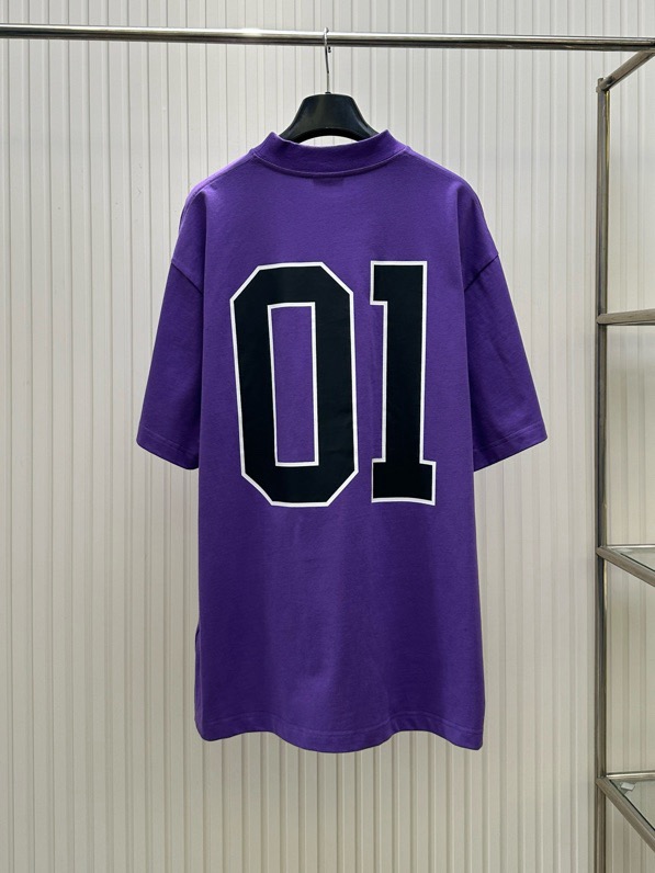 Áo phông T-shirt Balenciaga B Tím logo chữ 01 Đen viền Trắng Like Auth on web VTN