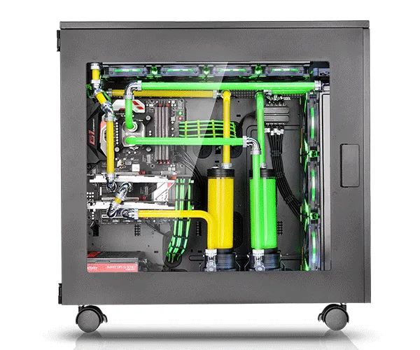 Thermaltake Core W100 Full-Tower Case overview 1