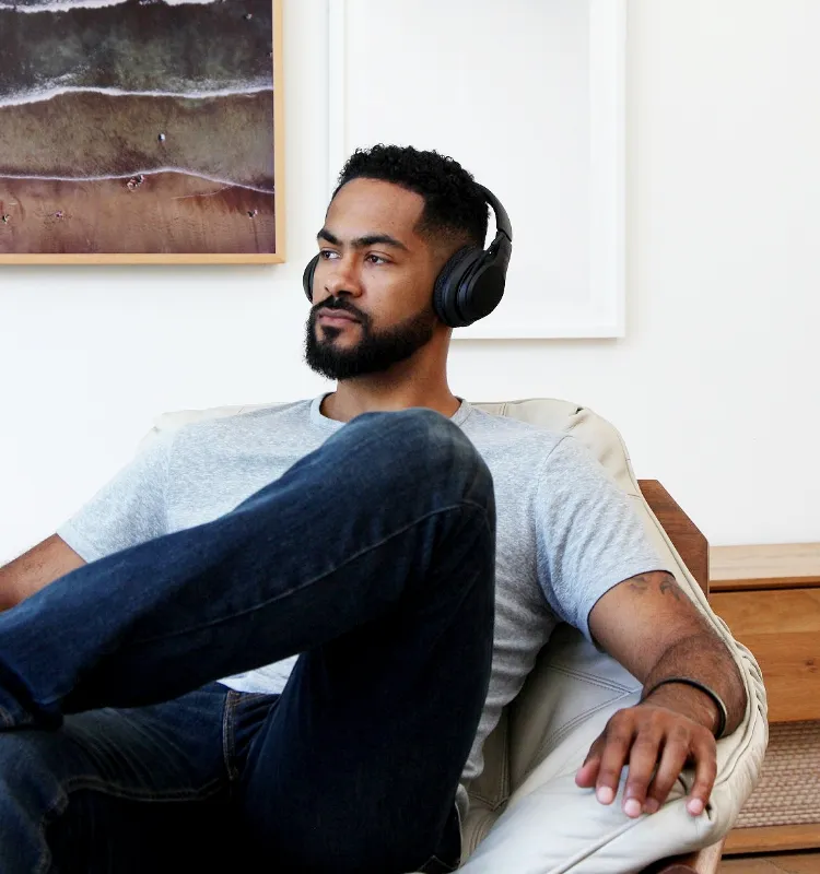 Belkin SoundForm Adapt Wireless Over-Ear Headset overview 2