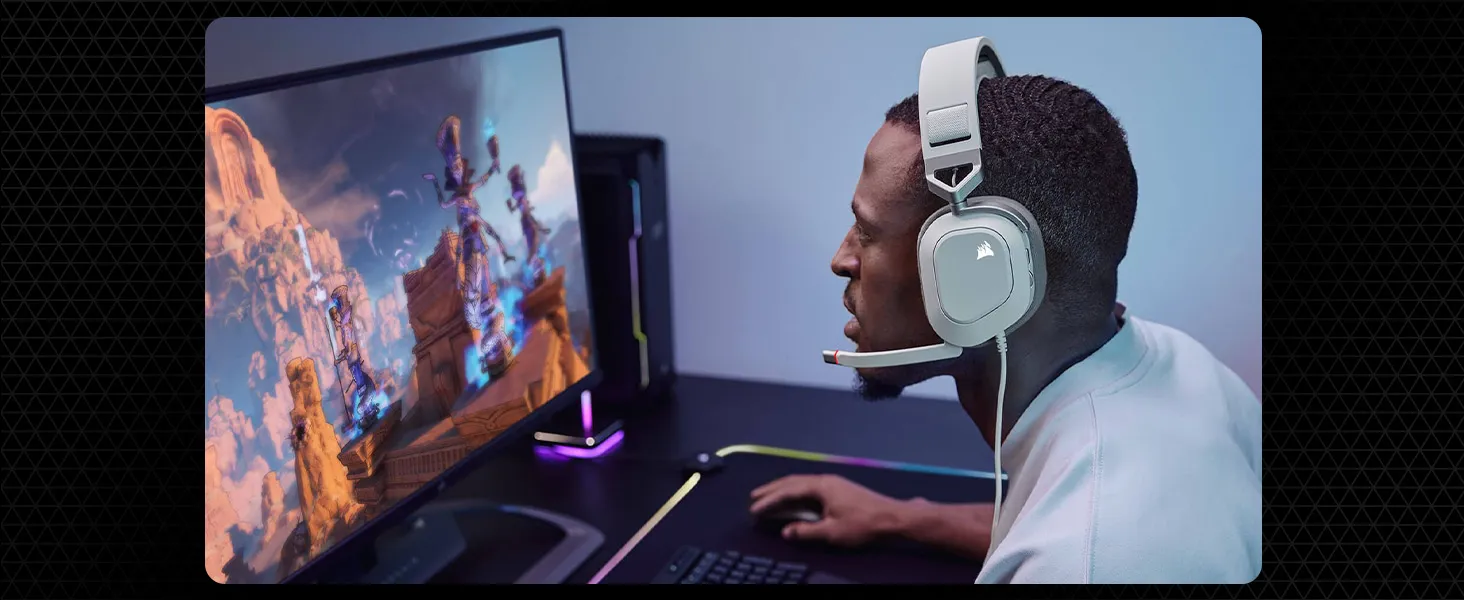 Corsair HS80 RGB USB WIRELESS Gaming Headset (White) overview 4