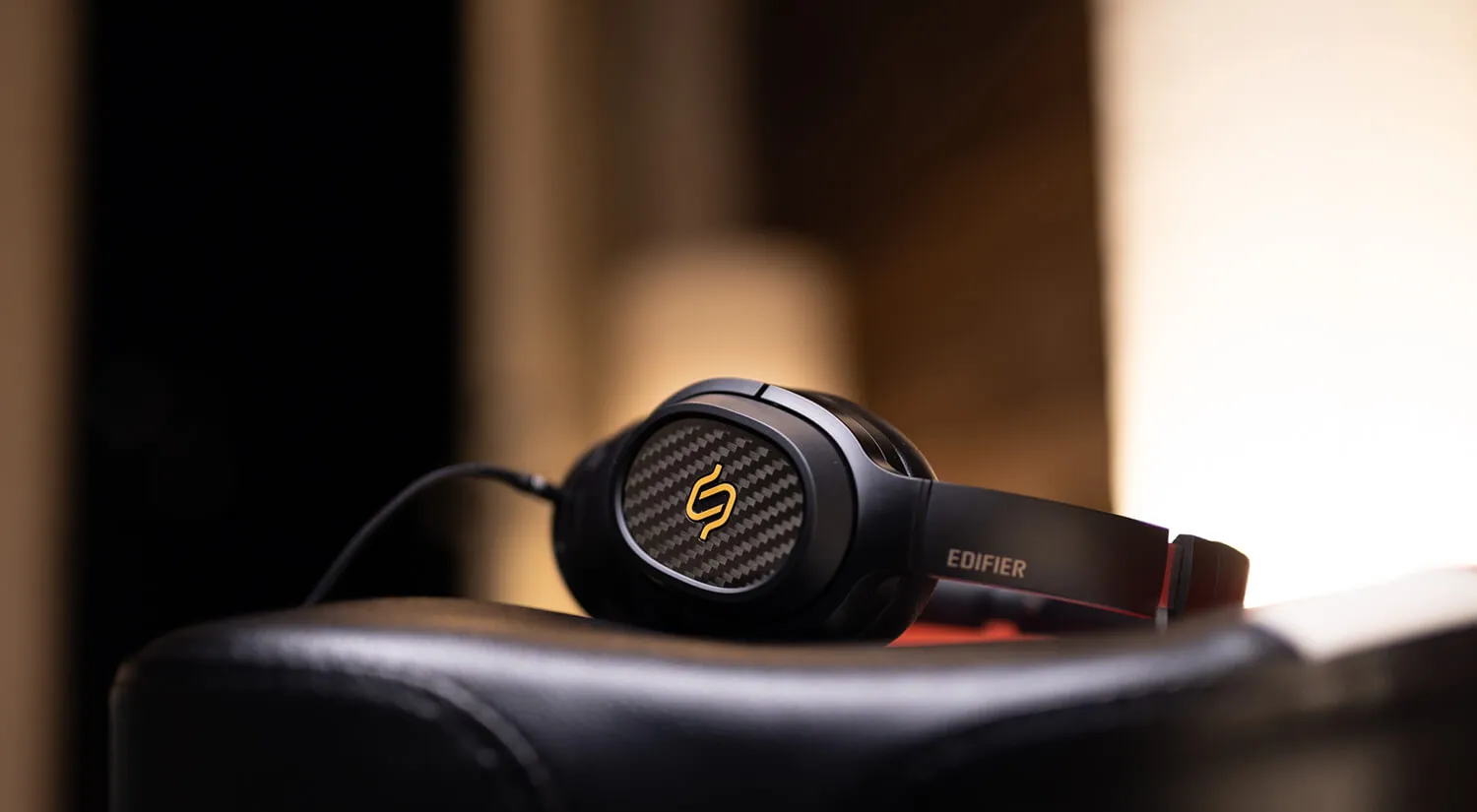 Edifier S3 Hi-Res Planar Driver Wireless Active Noise-Canceling Headphones overview 1