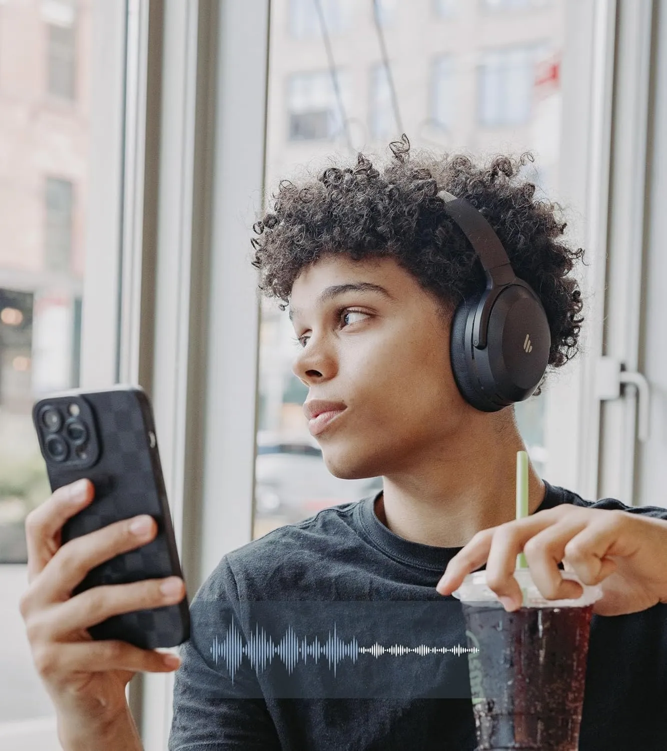 Edifier WH700NB Pro Wireless Over-Ear Headphones (IVORY) overview 5