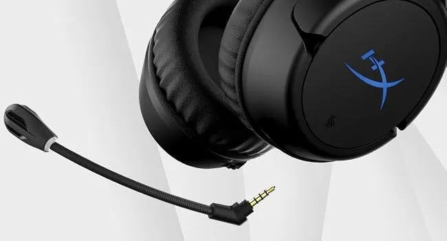 HyperX Cloud Flight For PlayStation Over Ear Wireless Gaming Headset (Black-Blue) overview 5