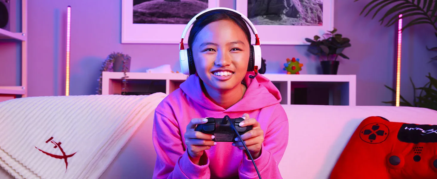 HyperX Cloud Mini Wireless Gaming Headset (Black) overview 1
