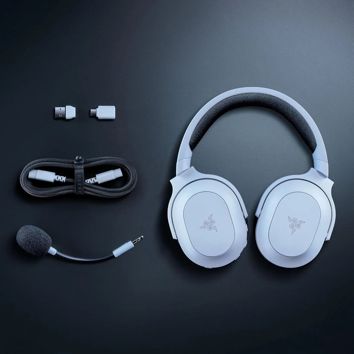 Razer Barracuda X Chroma Wireless Multi-Platform Gaming Headset (White) overview 4