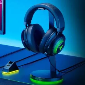 Razer Base Station V2 Chroma Headset Stand - Black overview 3