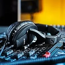Sennheiser HD 280 PRO Wired Over Ear Headphones (Black) overview 2