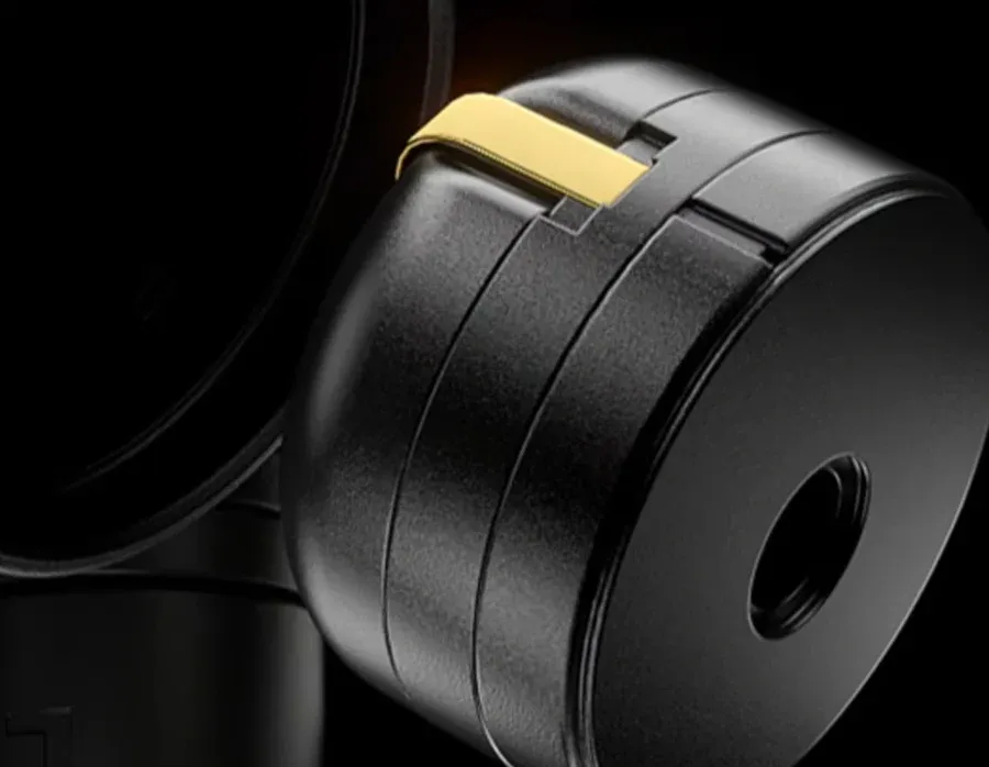 Sennheiser IE 200 in-Ear Audiophile Headphones, German Design, 7mm Wide Band Driver, Detachable MMCX Cable, Flexible Ear Hooks, Balanced Tuning overview 2