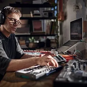 Sennheiser Professional Audio HD 400 Pro Wired Over Ear Headphones Without mic (Black) overview 5