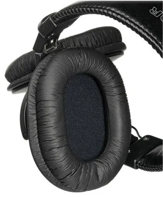 Sony MDR-7506 Professional Wired On Ear Headphones (Black) overview 3