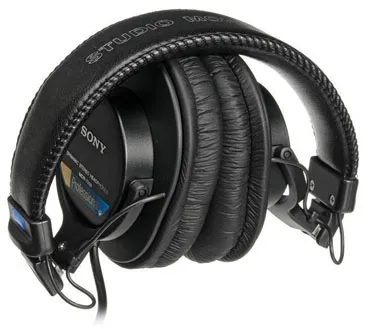 Sony MDR-7506 Professional Wired On Ear Headphones (Black) overview 4