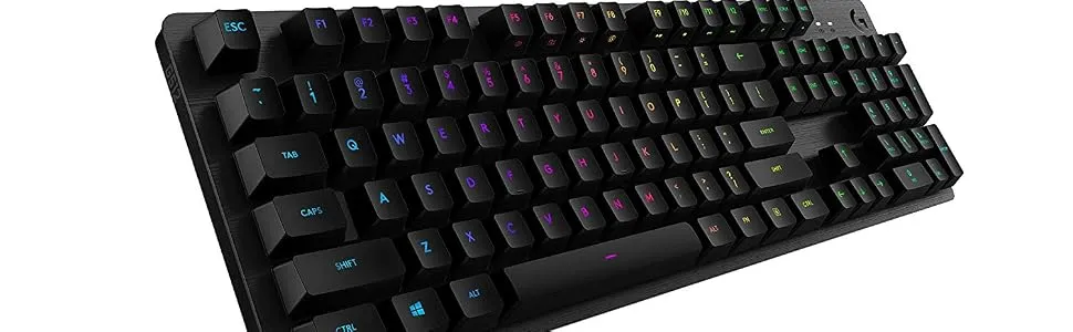 Logitech G512 Carbon Mechanical Gaming Keyboard GX Blue Switches overview 2