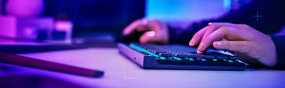 Logitech G515 LIGHTSPEED TKL Low Profile Wireless Gaming Keyboard (Black) overview 4