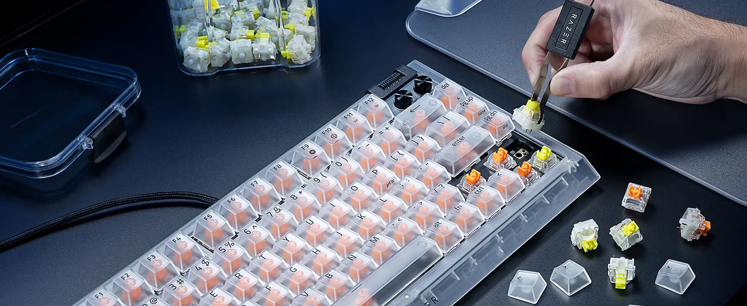 Razer BlackWidow V4 75% Hot-swap Enabled Mechanical Gaming Keyboard (Phantom White) overview 2