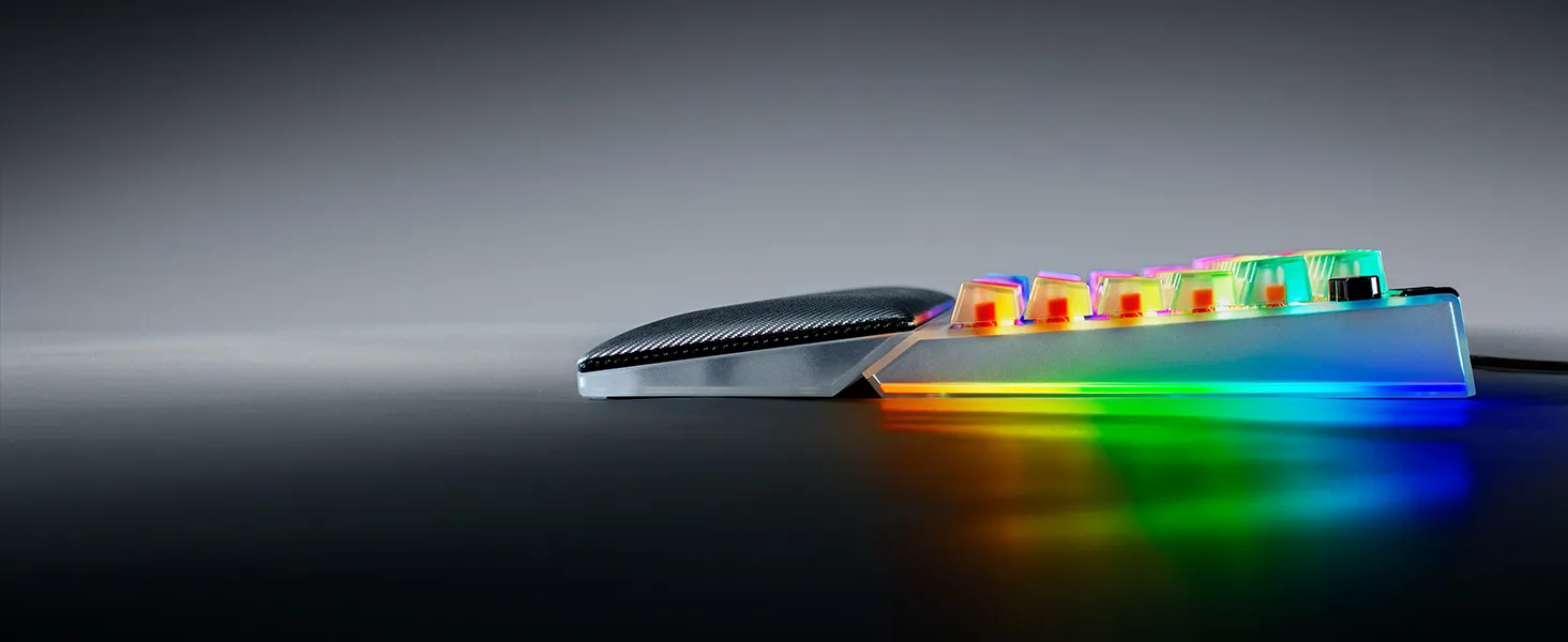 Razer BlackWidow V4 75% Hot-swap Enabled Mechanical Gaming Keyboard (Phantom White) overview 3