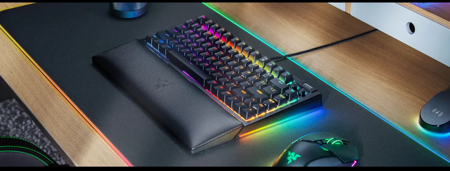 Razer Blackwidow V4 75 Percent Mechanical Gaming Keyboard overview 11