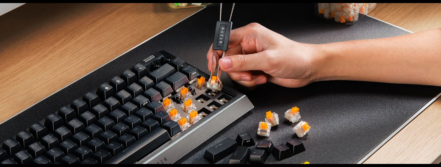 Razer Blackwidow V4 75 Percent Mechanical Gaming Keyboard overview 3