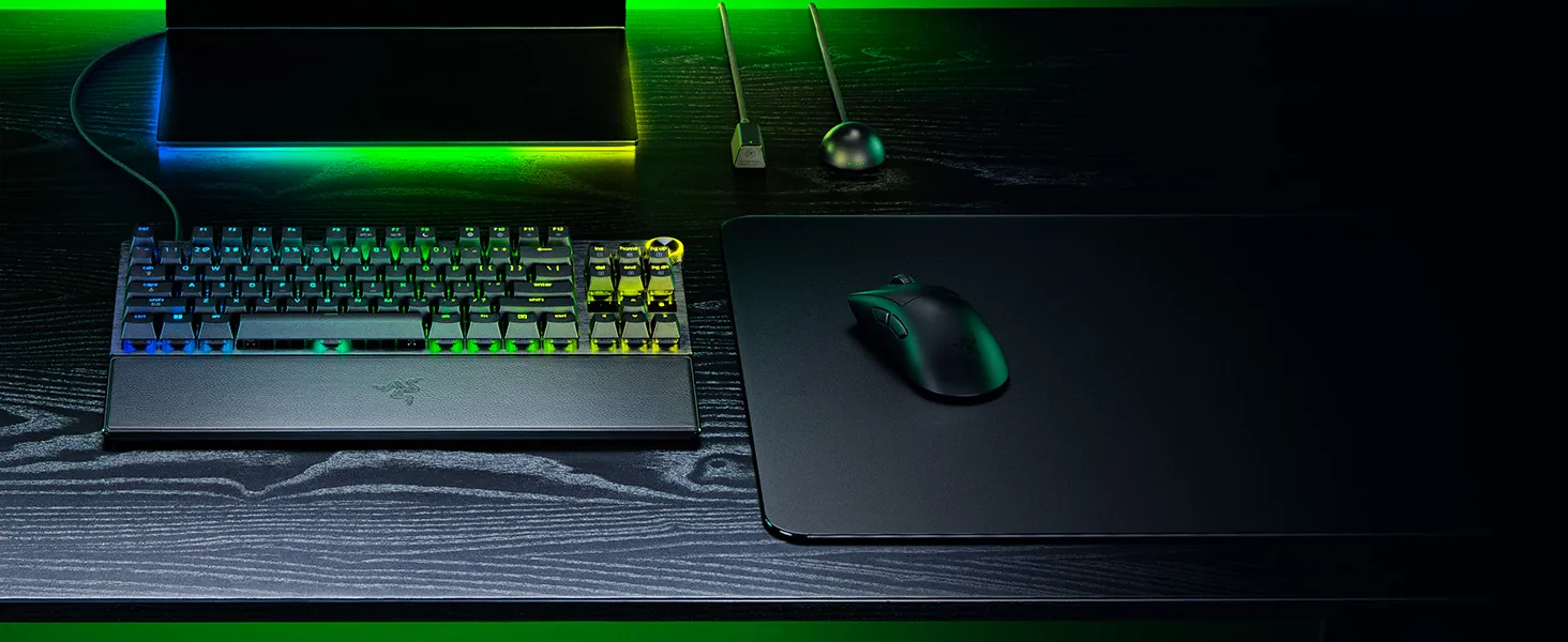 Razer Huntsman V3 Pro Tenkeyless 8KHz Analog Optical Esports Keyboard (Black) overview 2