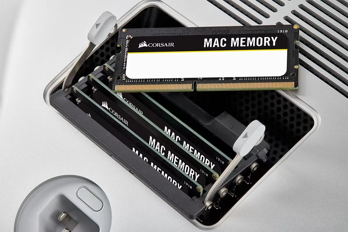 Corsair Mac Memory 16GB (2x8GB) 2666MHz SODIMM DDR4 RAM (CMSA16GX4M2A2666C18) overview 2