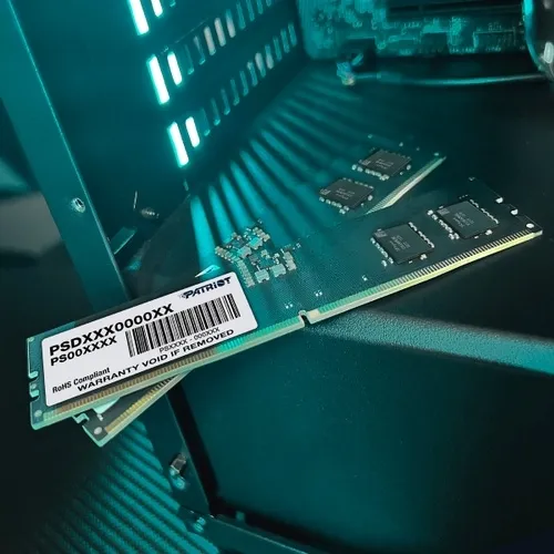 Patriot Signature Line 16GB (1x16GB) DDR5 4800MHz CL40 SODIMM Laptop RAM overview 4